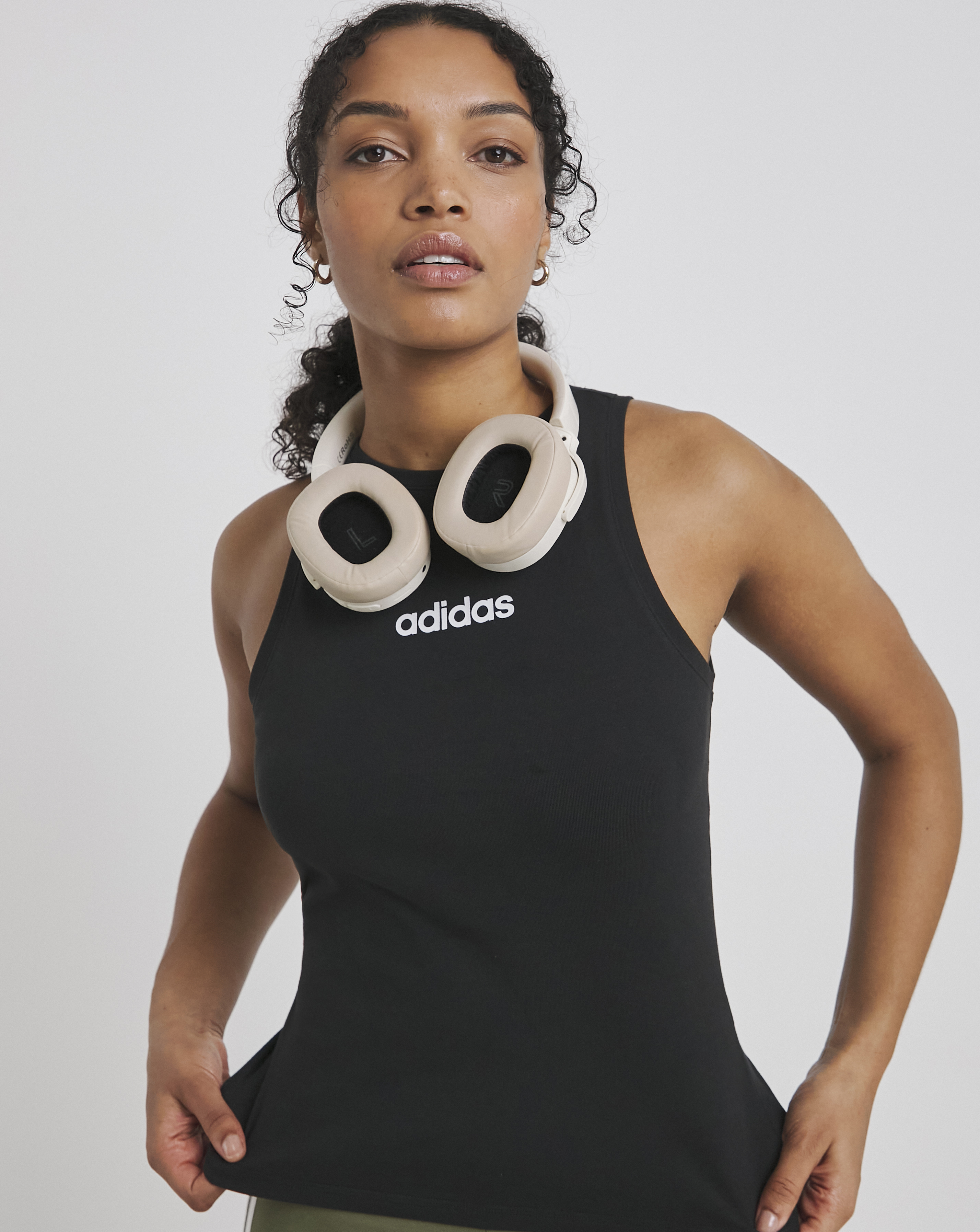 adidas Essentials Linear Slim Tank