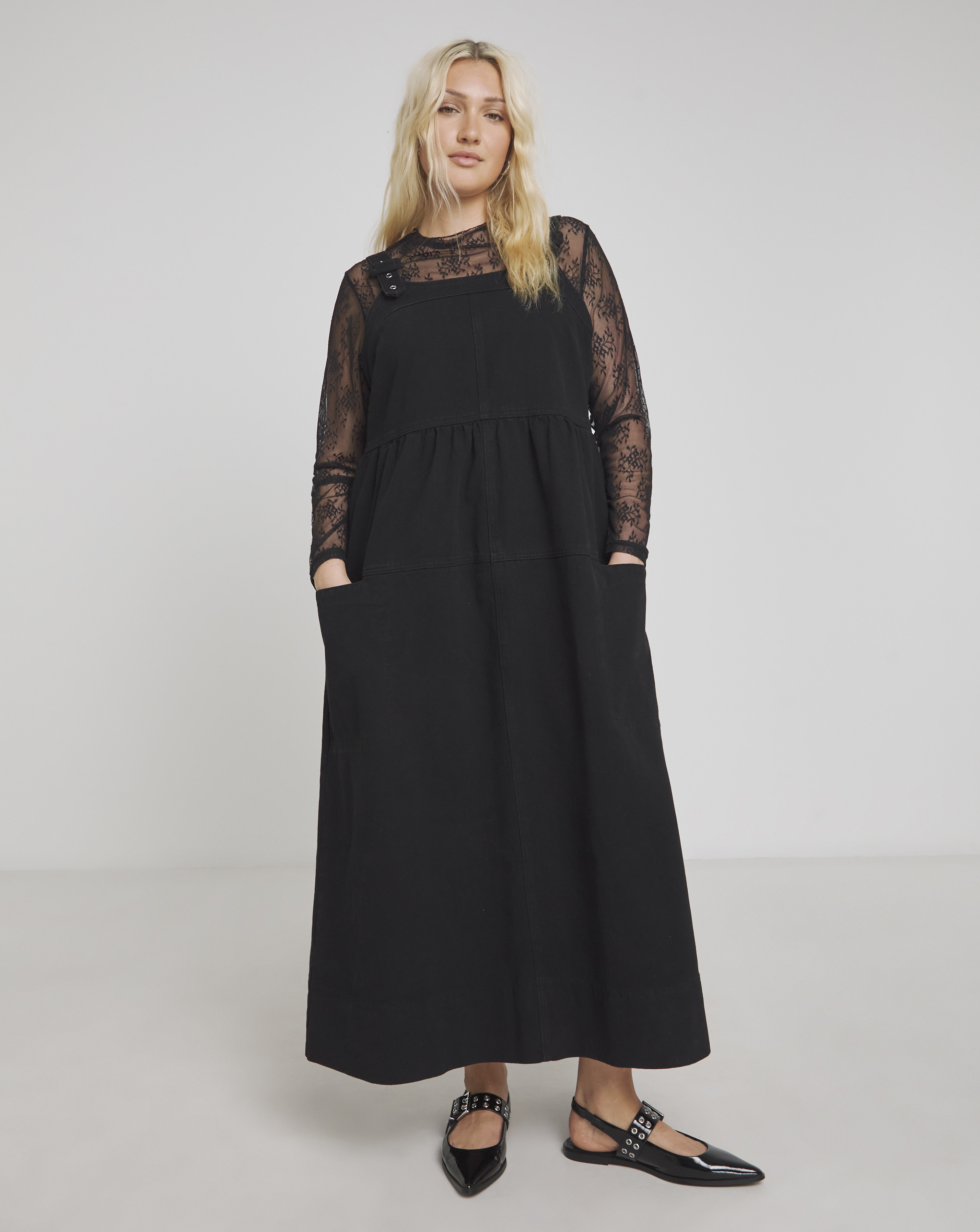 Simply Be - Women's Covered Buckle Dungaree Dress - Size 10 - Black - 100% Cotton