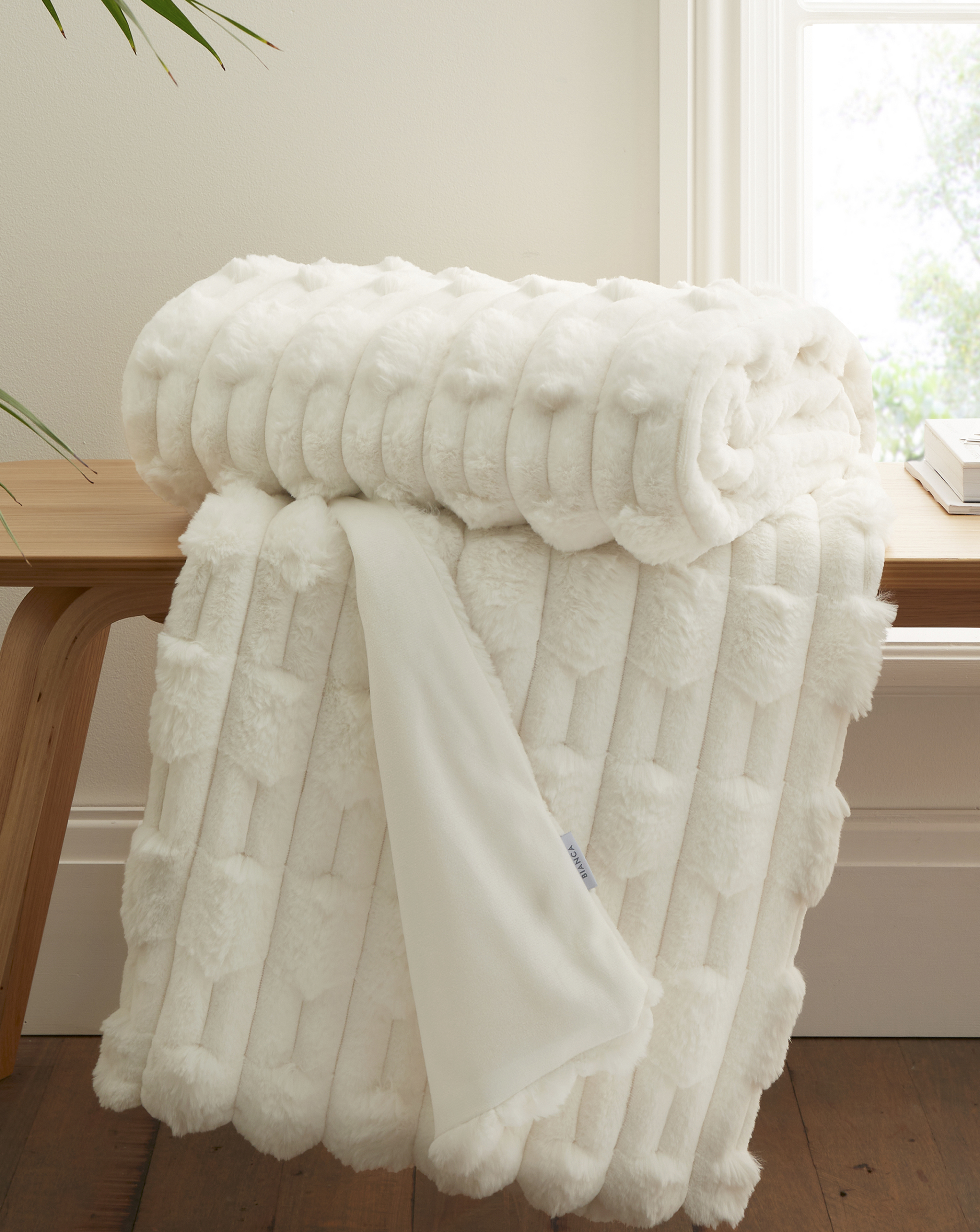 Bianca Carved Faux Fur Throw Cream - Bianca - Size150X200