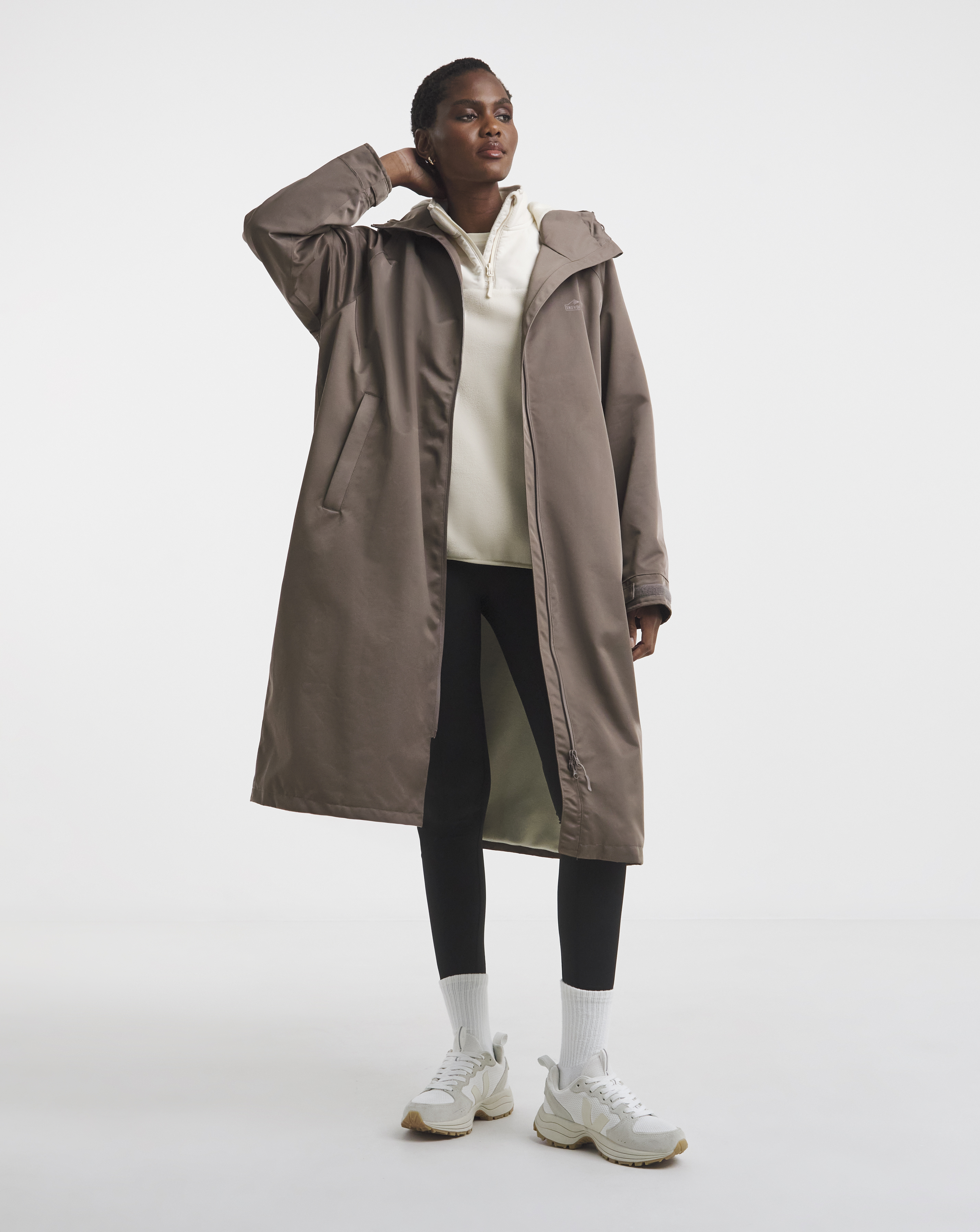 Snowdonia Waterproof Changing Robe