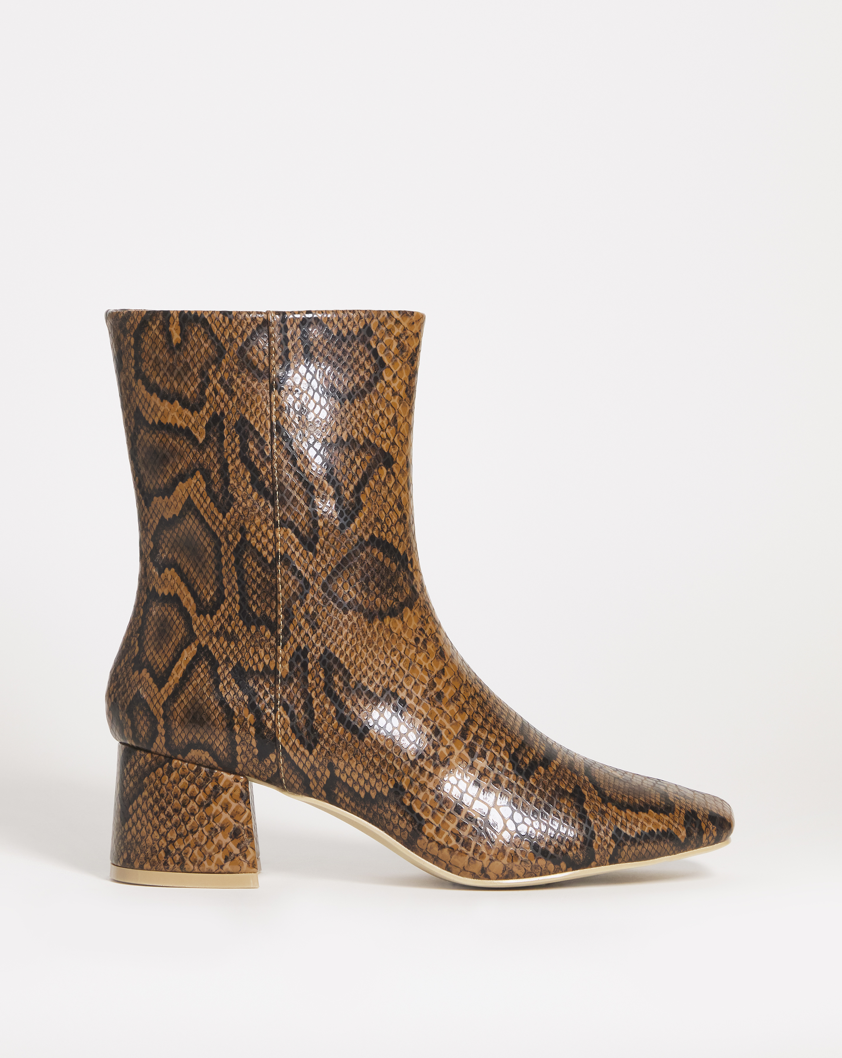 Block Heeled Boot E Fit - Womens - Size 4 - Chunky Heel Boots - Wide Fit