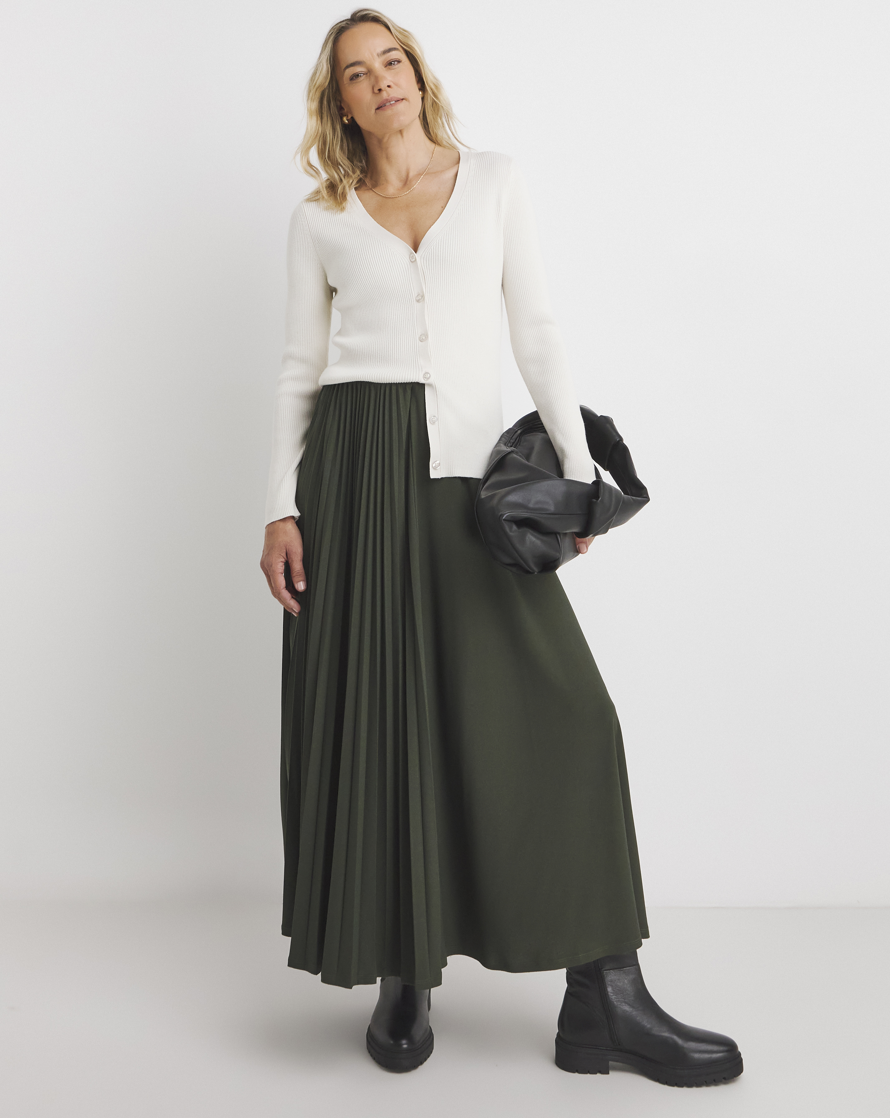 Pleated Front Pull On Midaxi Skirt