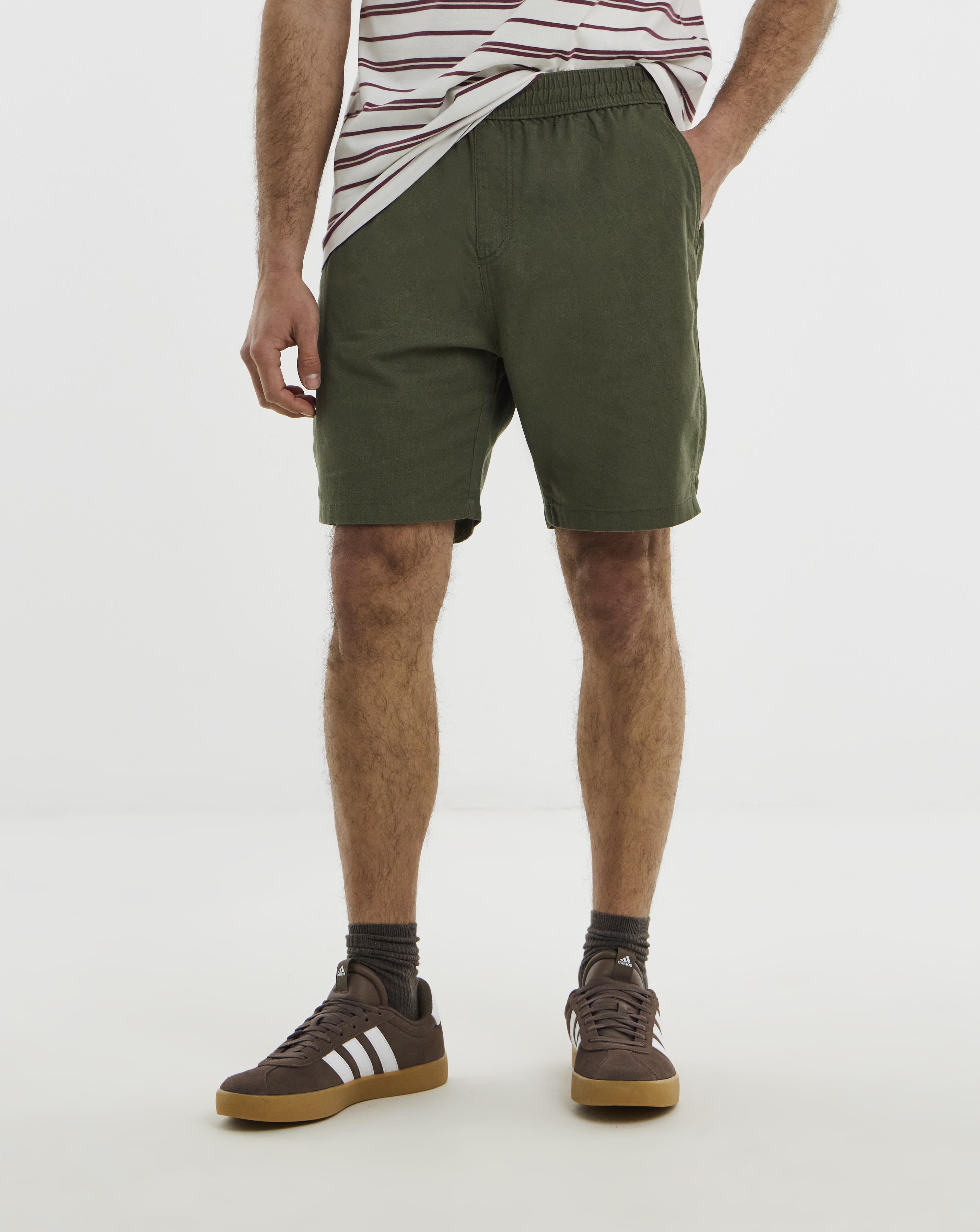 Linen Blend Elasticated Short