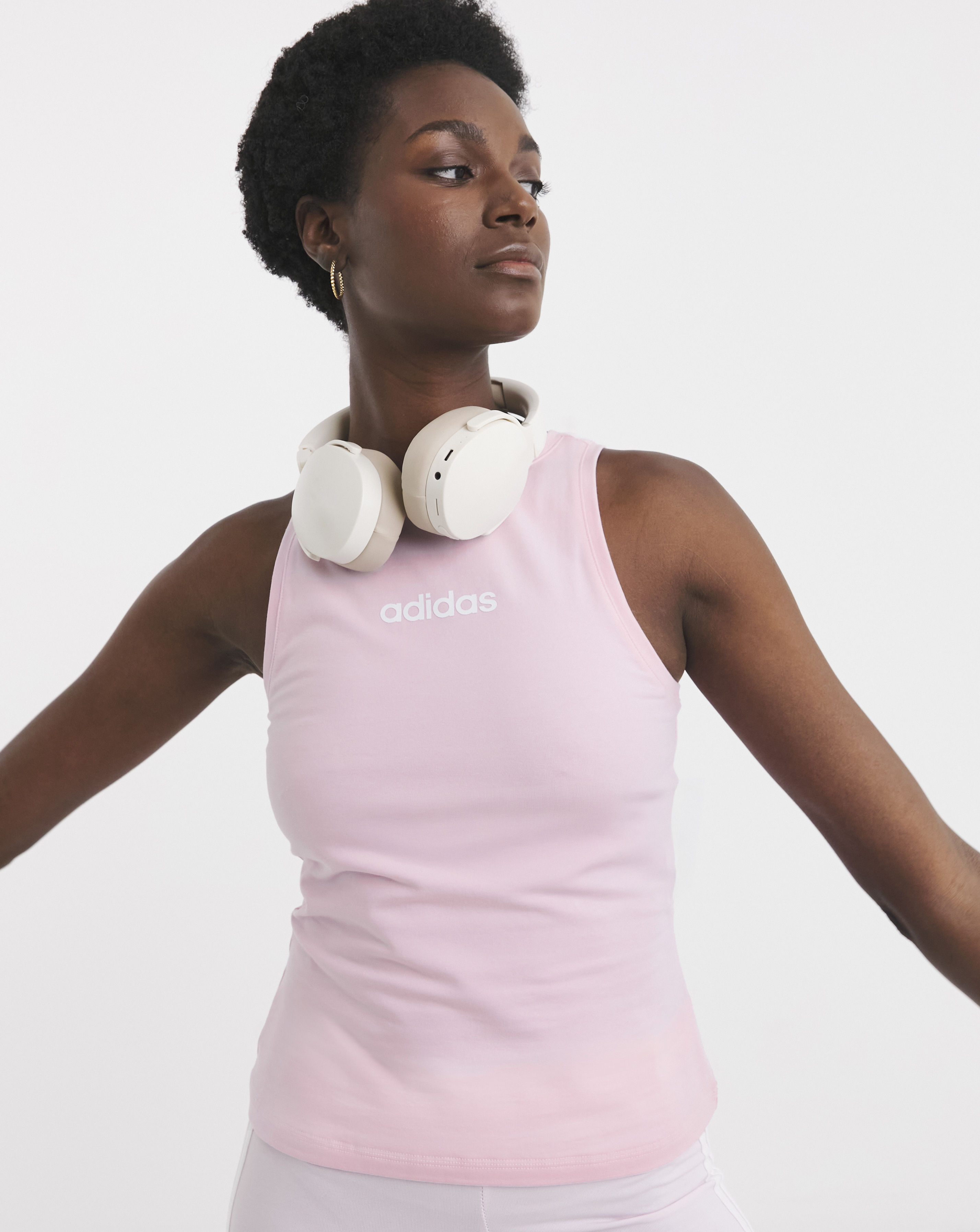 adidas Essentials Linear Slim Tank