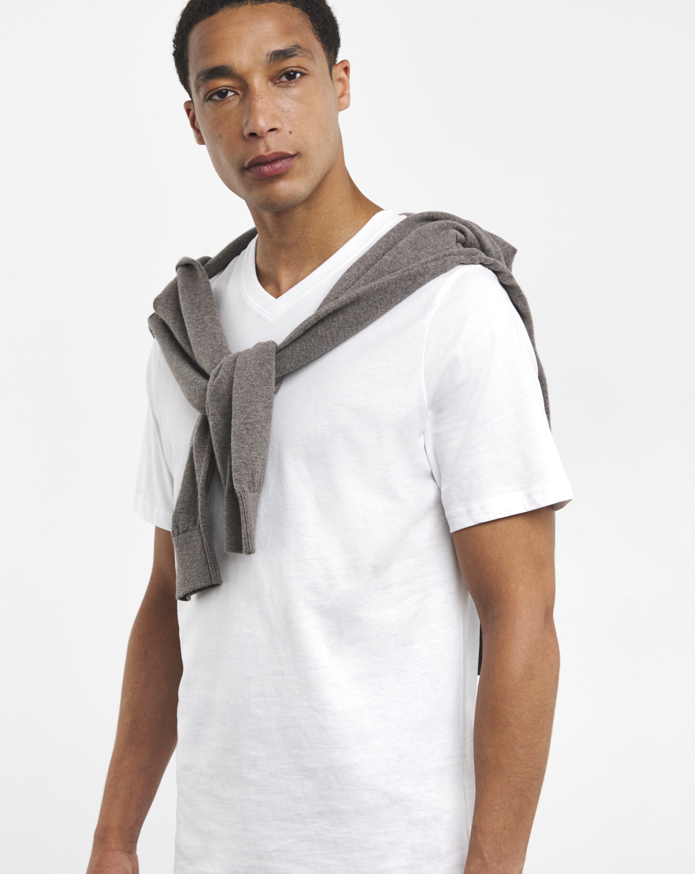 White V-Neck T-shirt Long