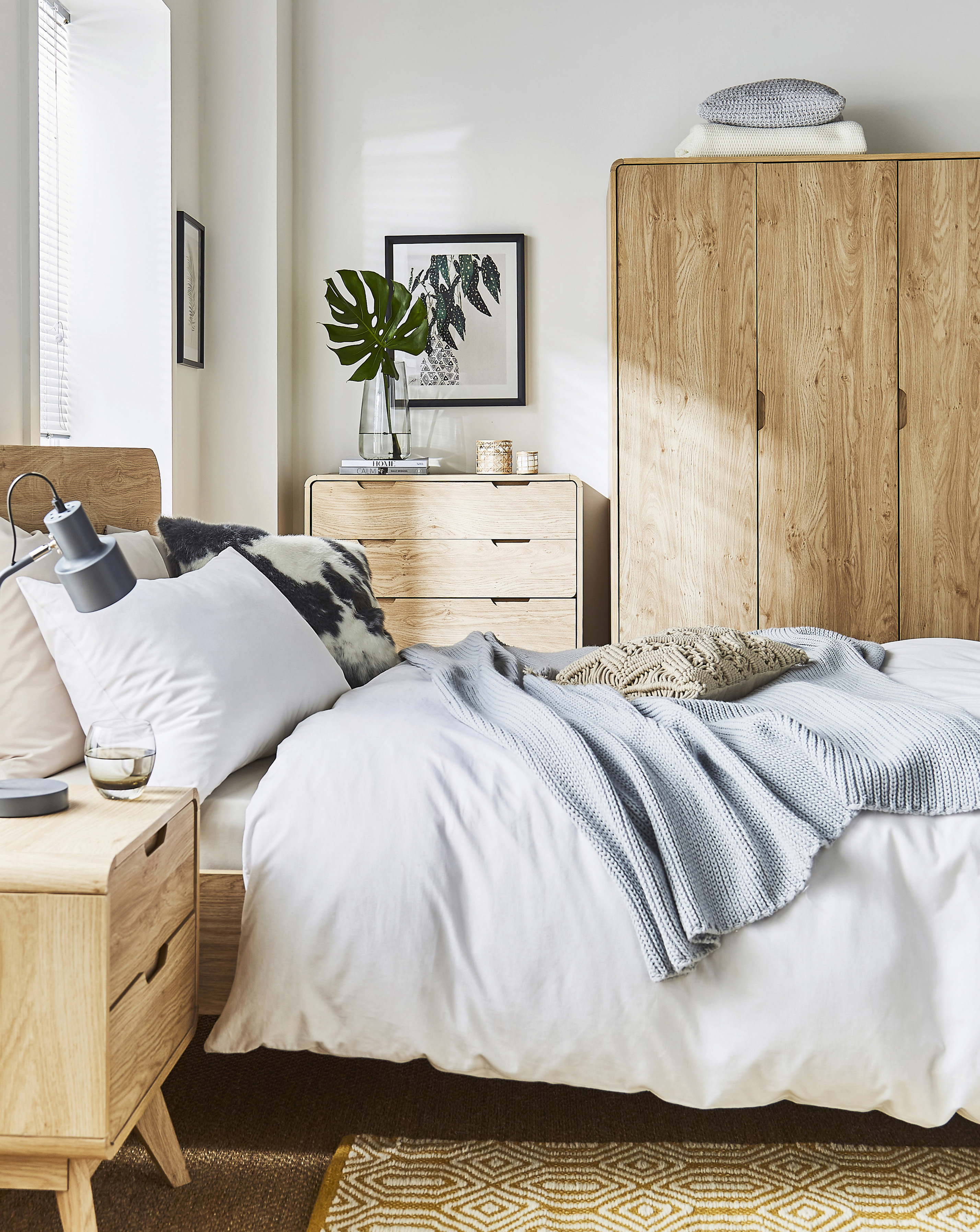 G&O Oslo 4 Piece Bedroom Package