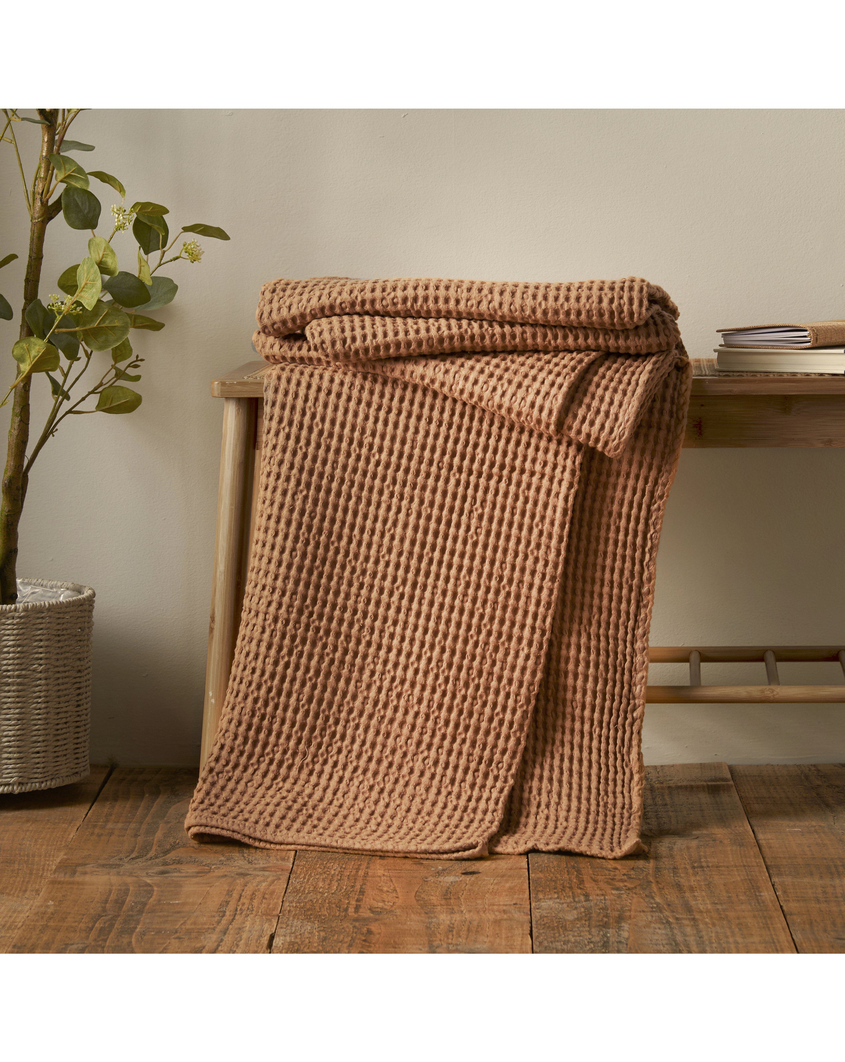 Pineapple Elephant Waffle Cotton Throw