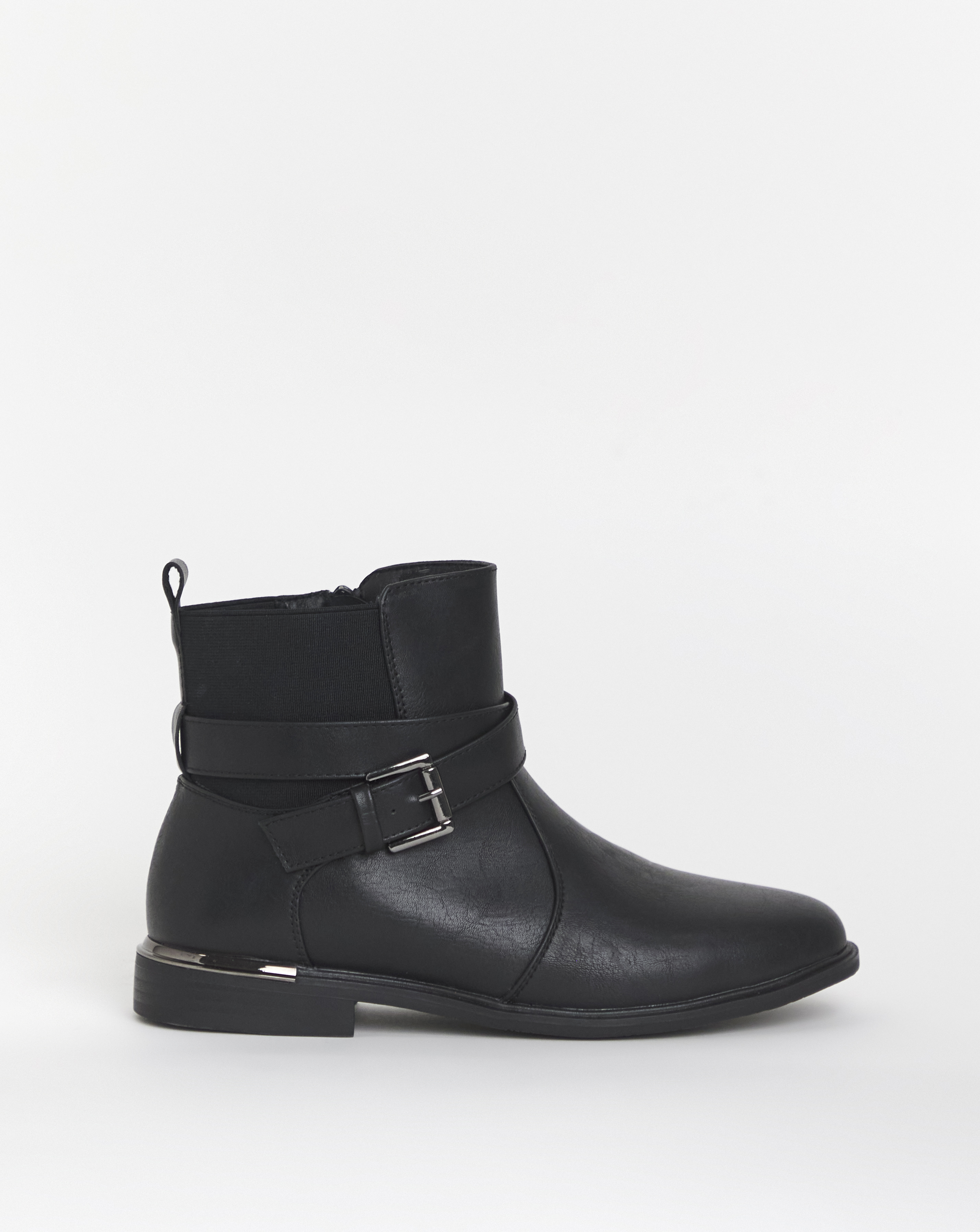 Cushion Walk Cross Strap Boot E Fit