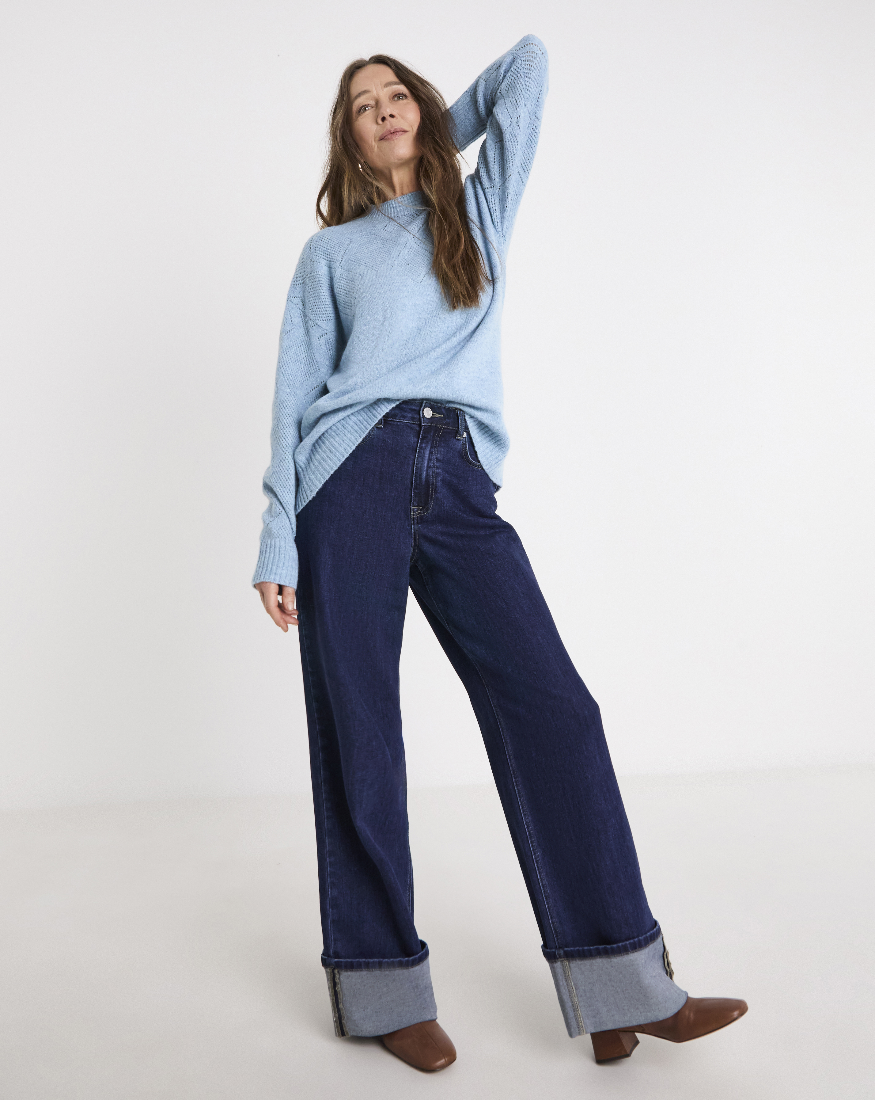 YOKE STITCH JUMPER