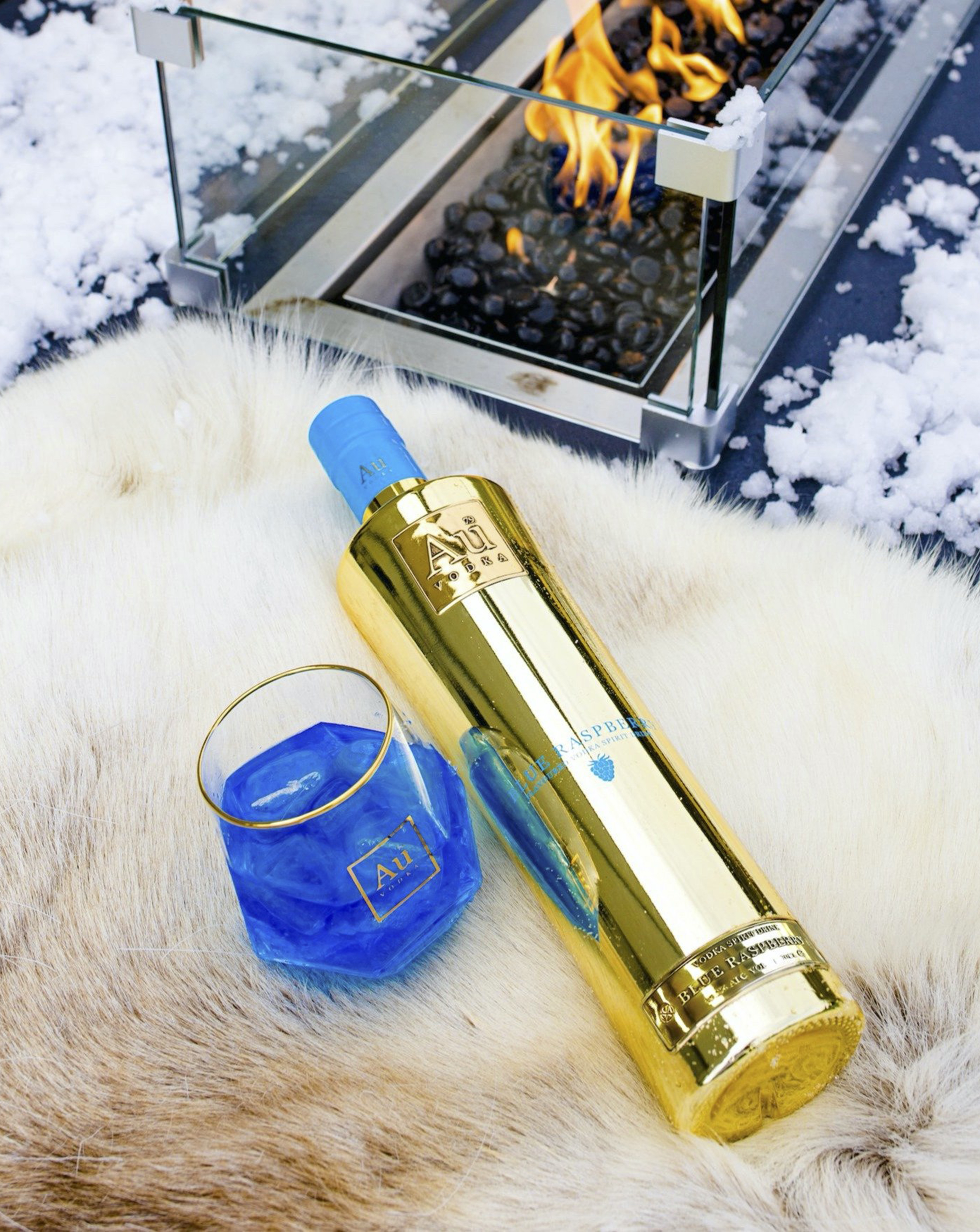 Au Vodka Blue Raspberry 70cl - Gift For Her