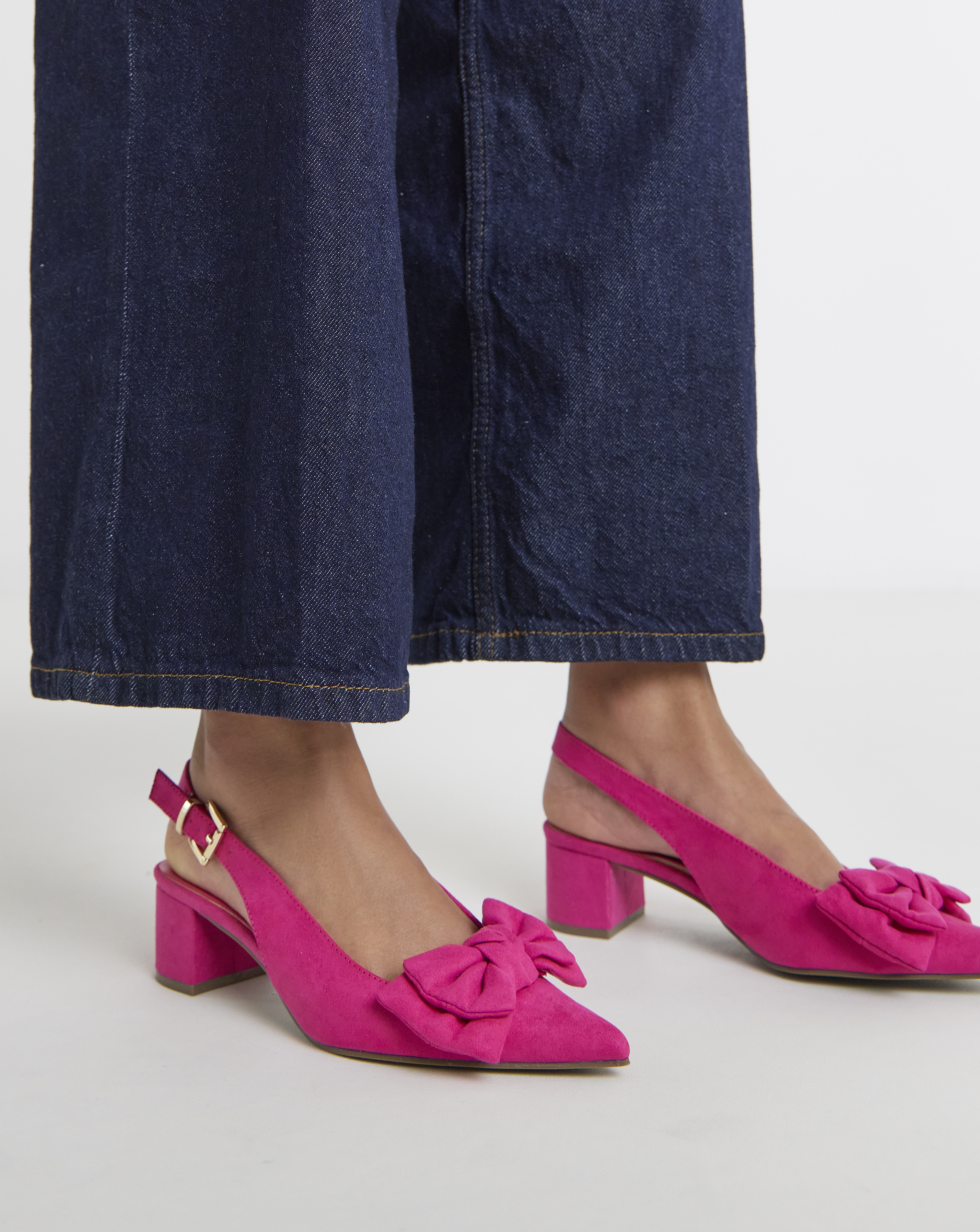 Block Heel Slingback With Bow Wide
