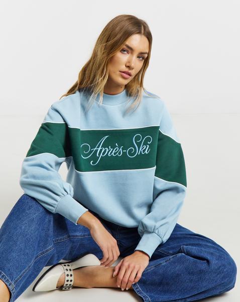 Apres Ski Graphic Sweatshirt