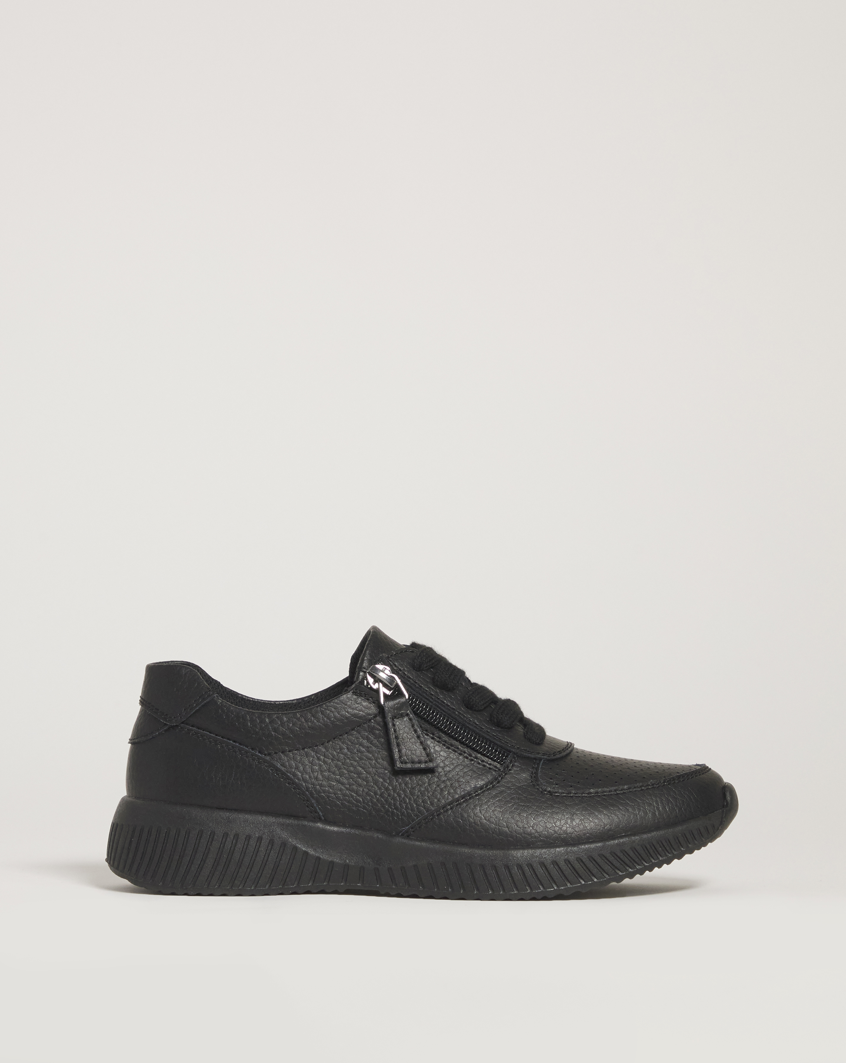 Leather Lace Trainer E Fit