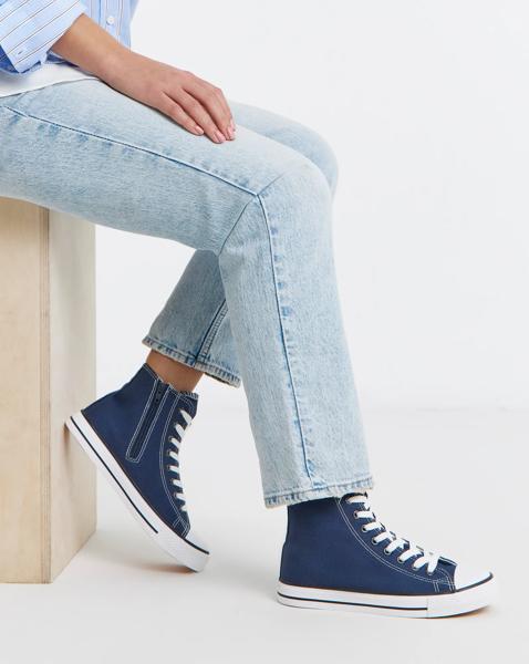Hi Top Canvas Trainer Extra Wide
