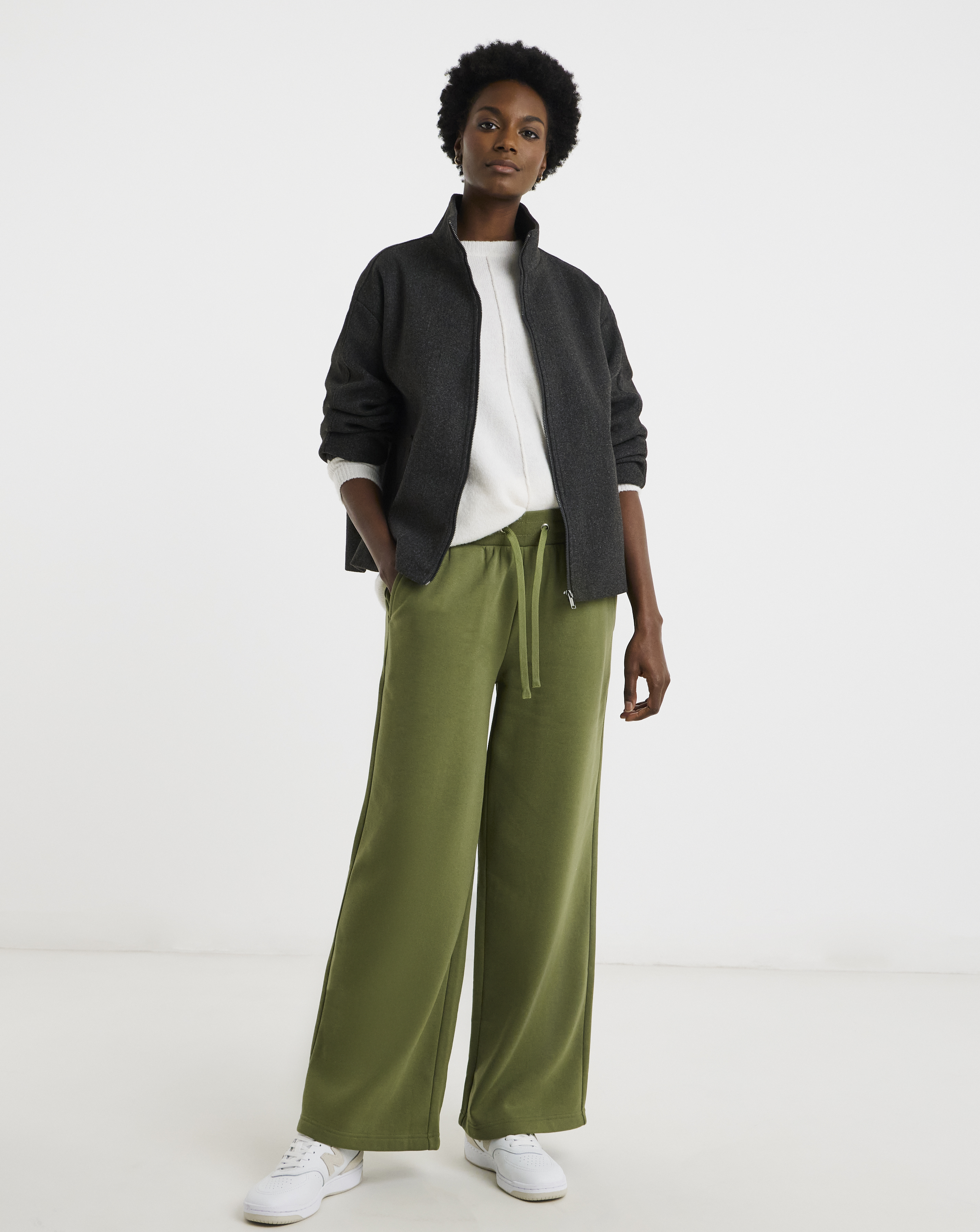 Wide Leg Jogger