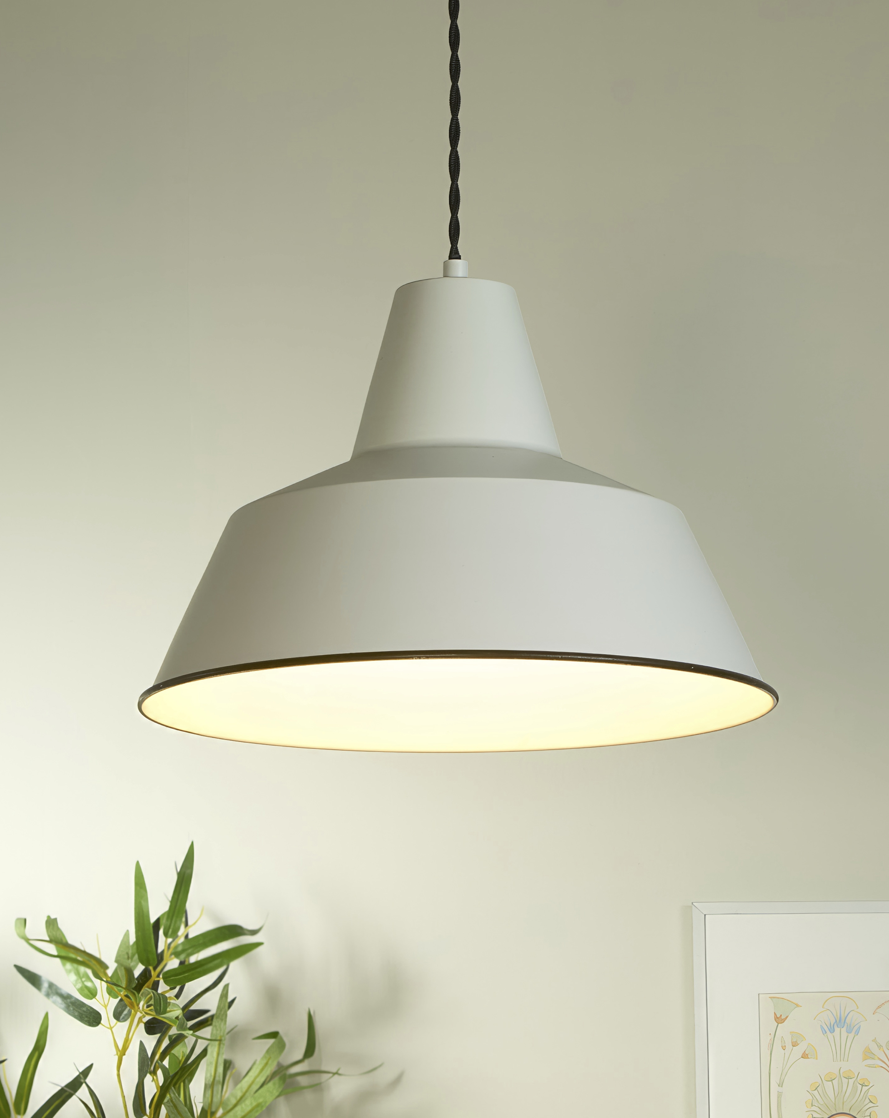 Cream Metal Diner Pendant