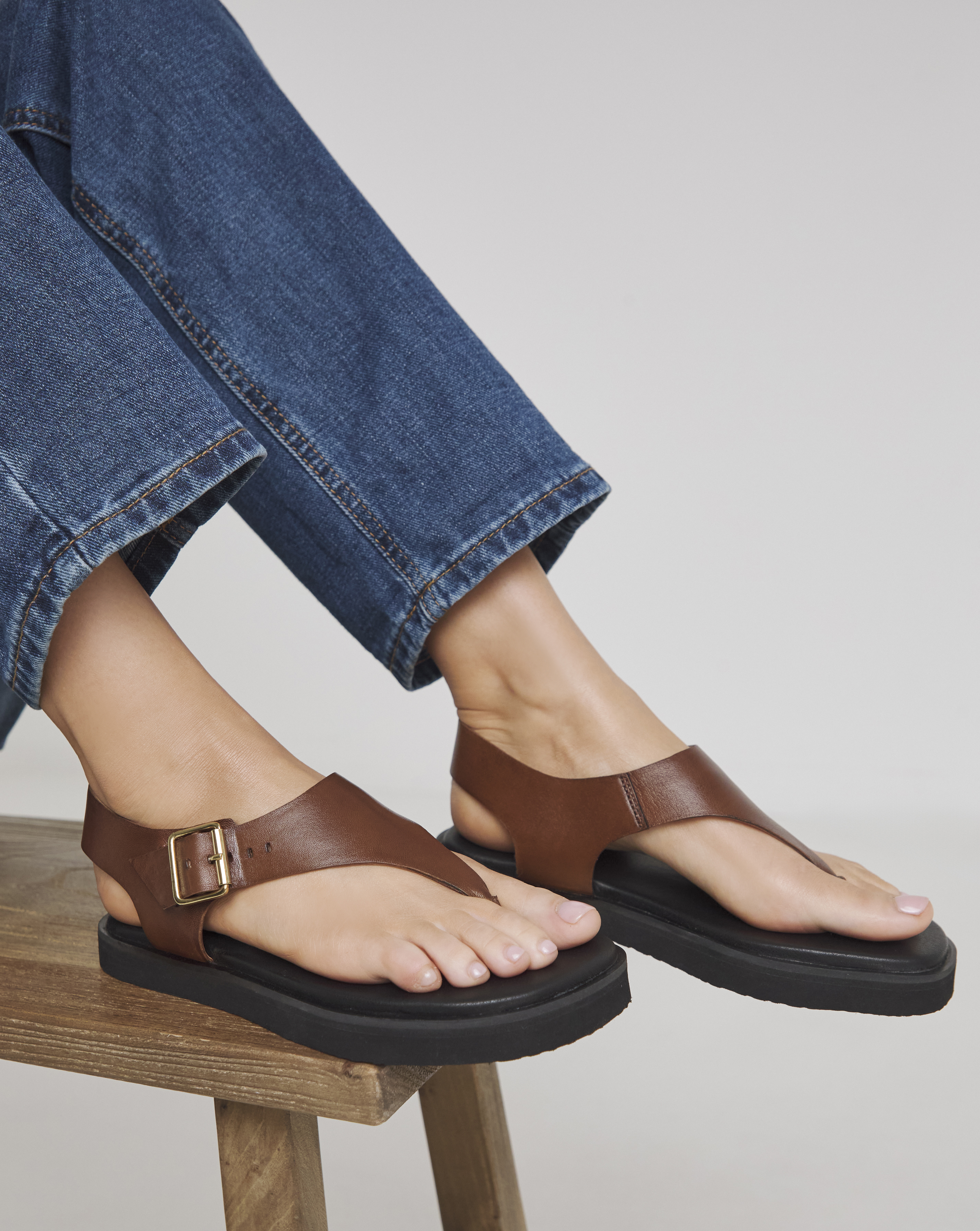 Toe Post Buckle Sandal Wide Fit