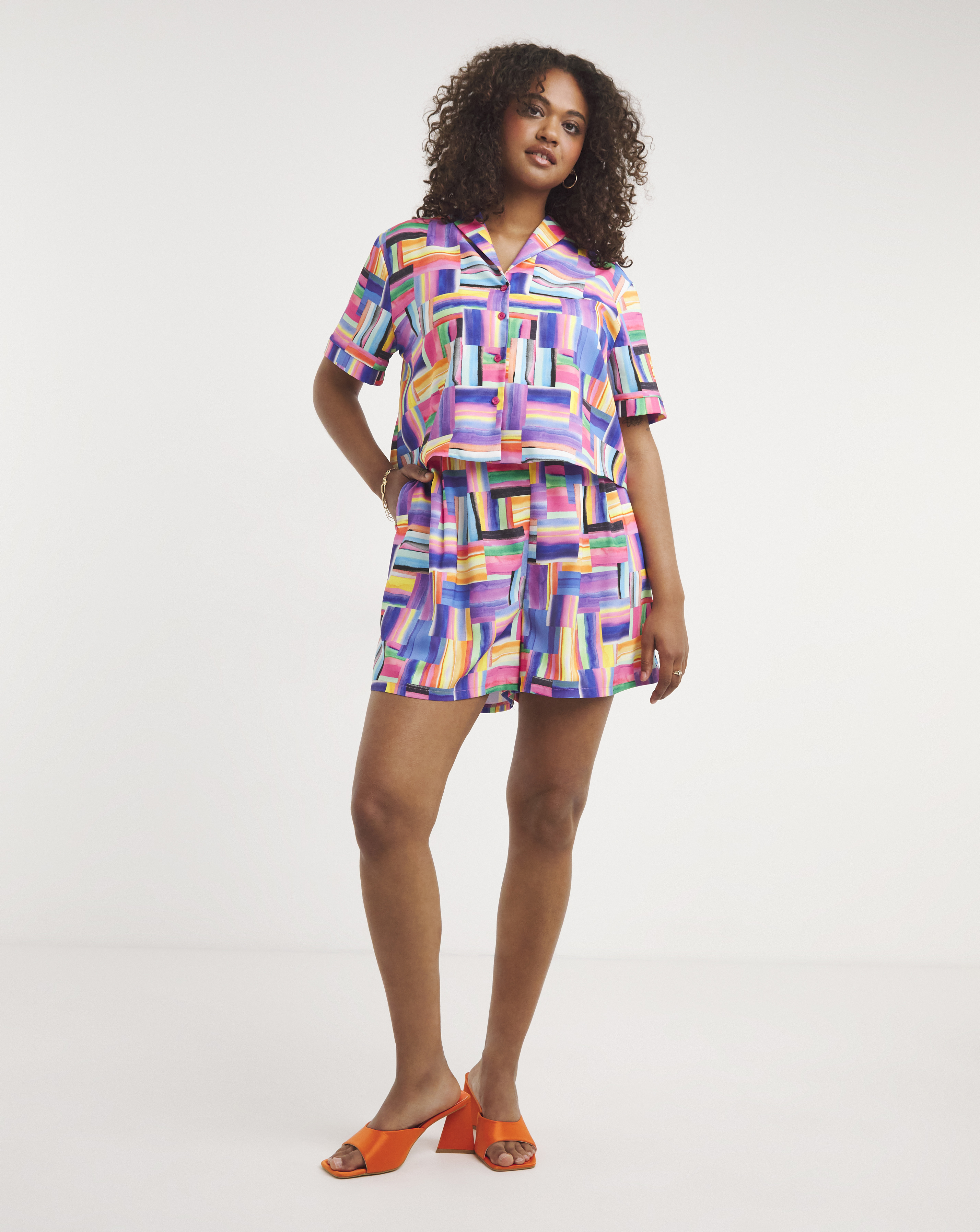 Twisted Wunder Primrose Shorts
