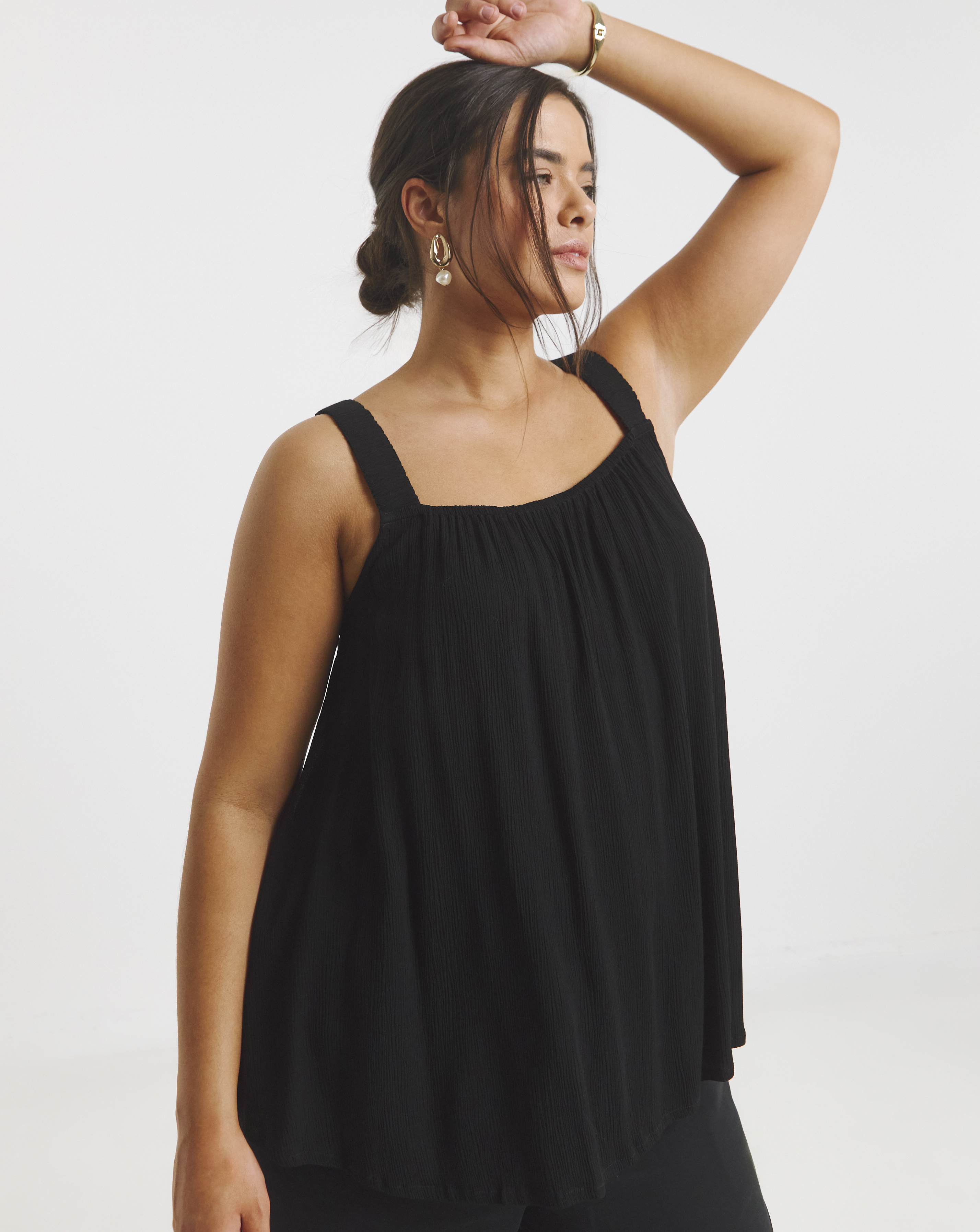 Black Crinkle Cami
