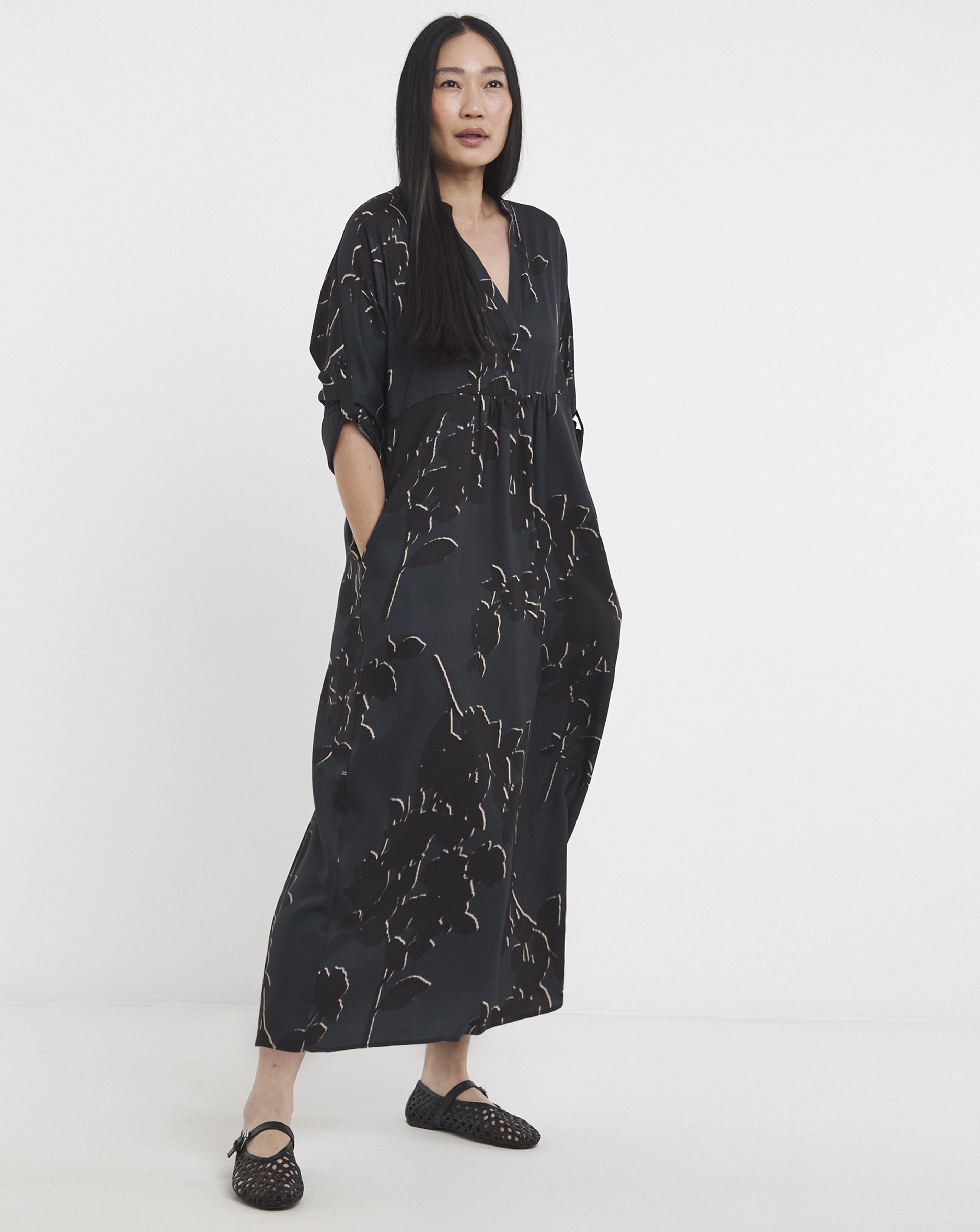 Collarless 3/4 Sleeve Smock Dress