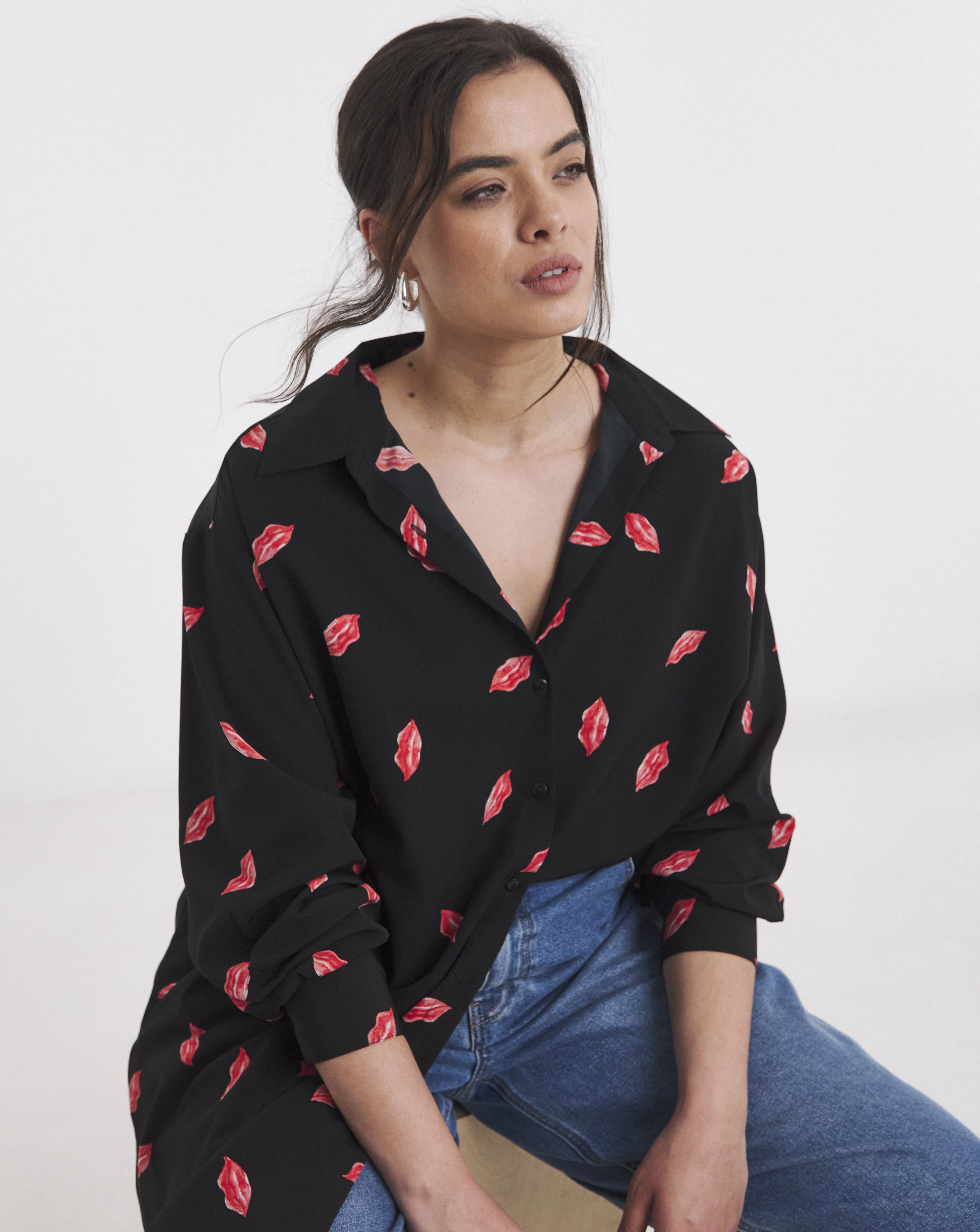 Simply Be Lips Print Crepe Shirt