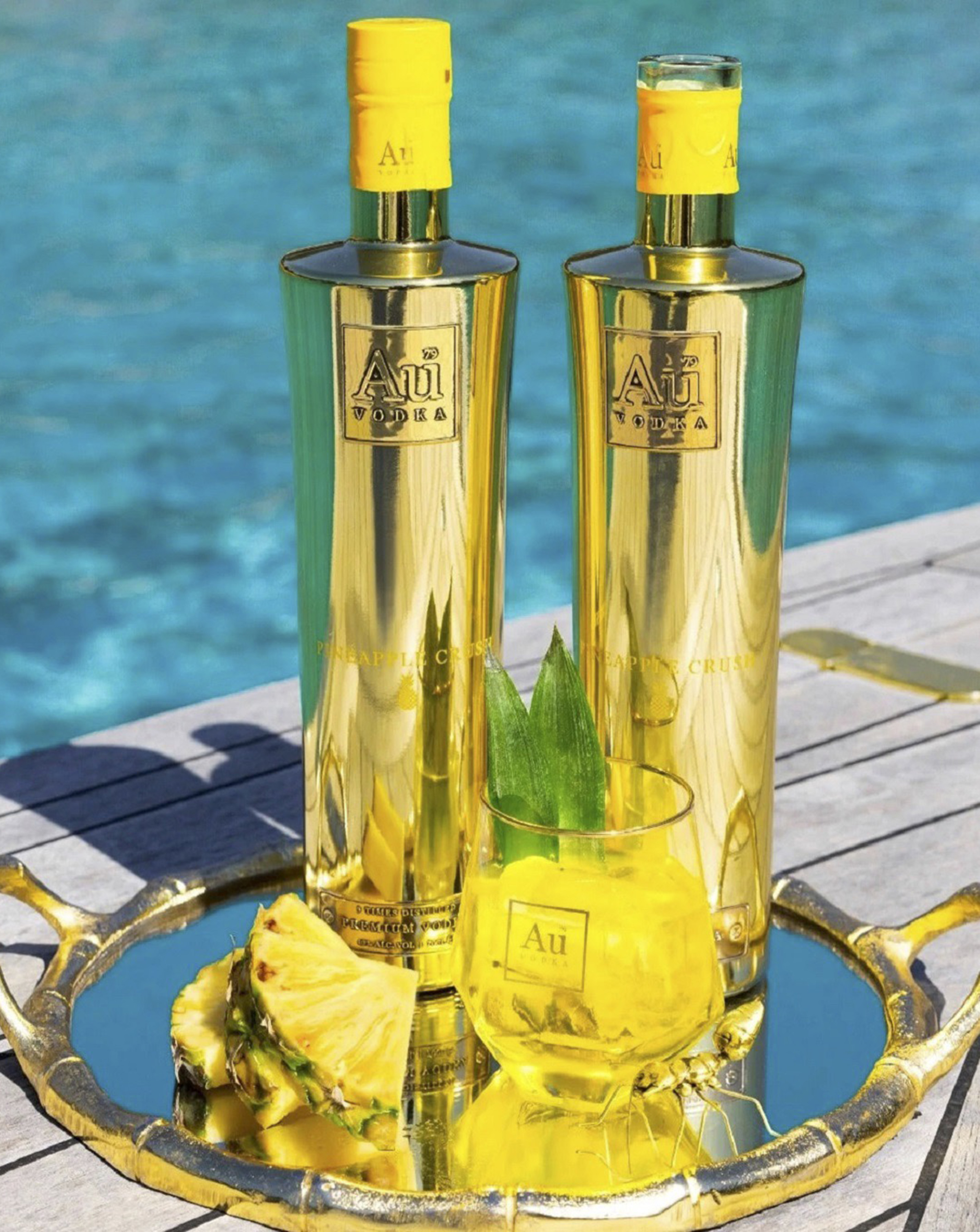Au Vodka Pineapple Crush 70cl