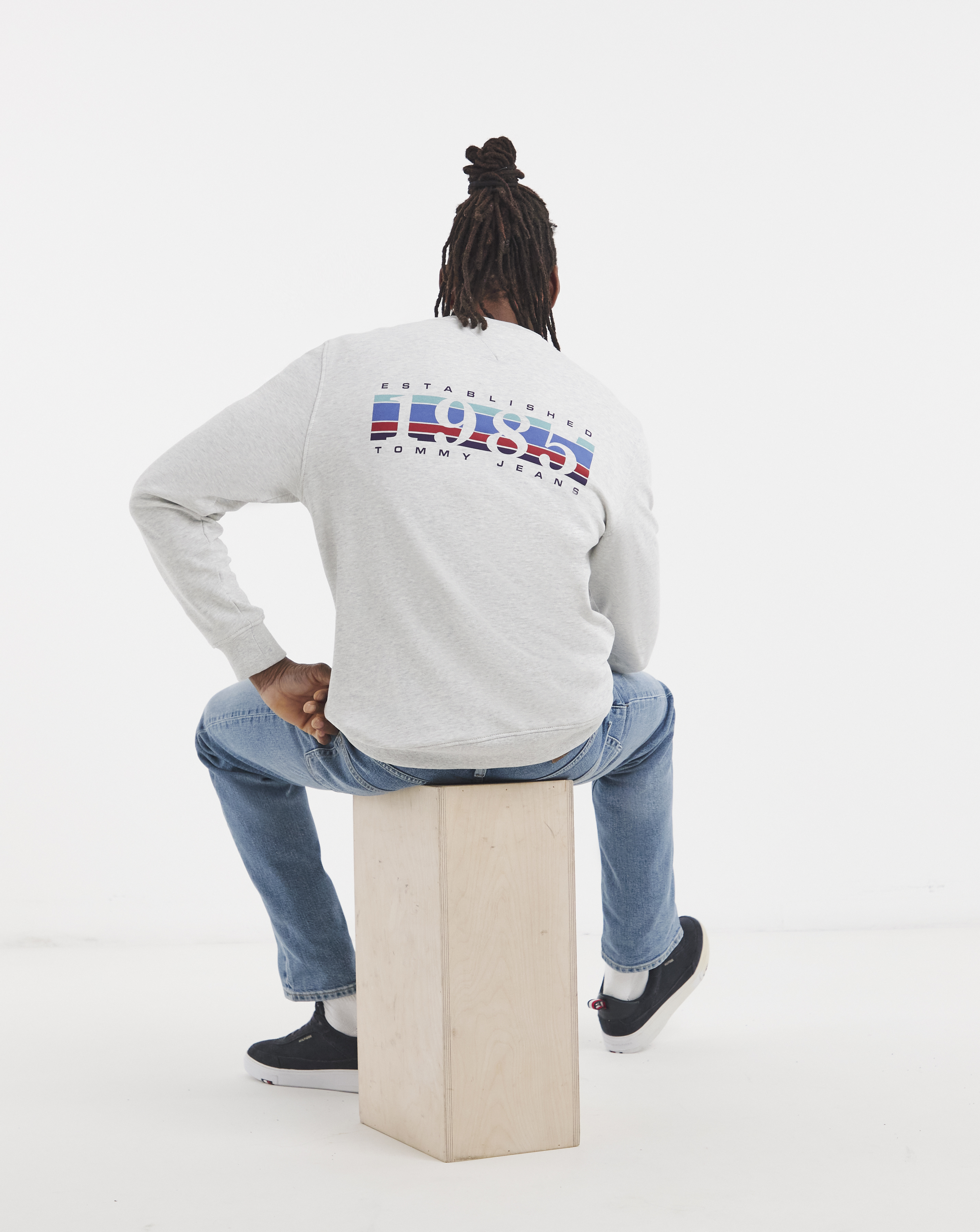 Tommy Jeans Graphic Sweat - Grey Heather
