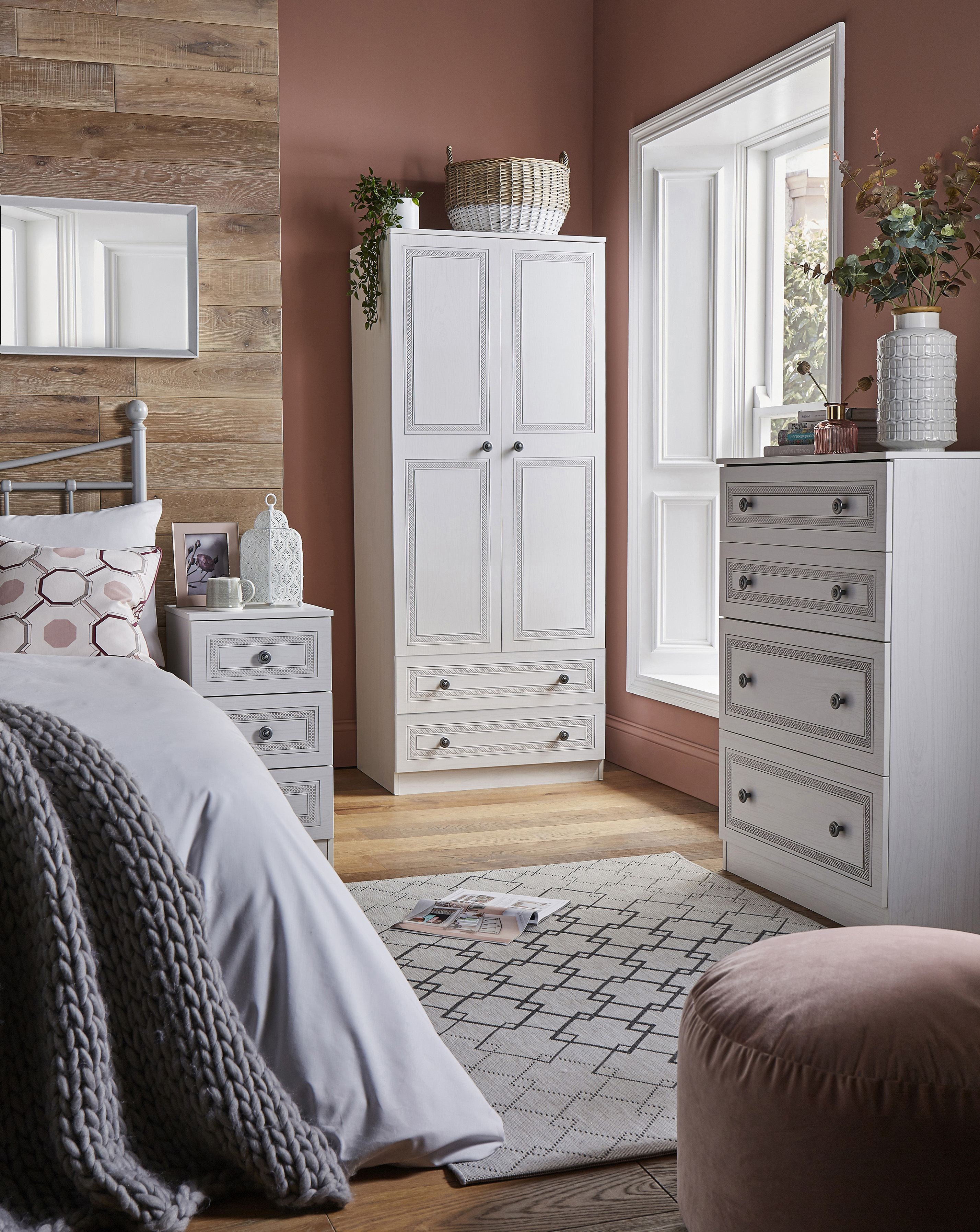 Richmond Assembled 2 Door Wardrobe