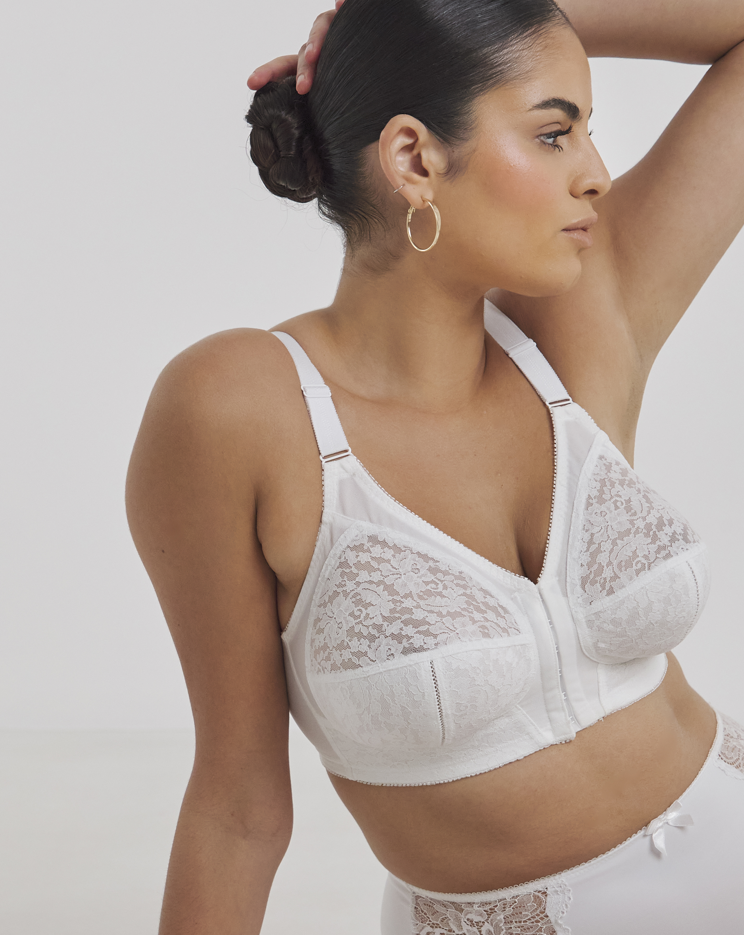 Pretty Secrets Dotty Front Fastening Midi Bra In White | UK Size 36B Women's