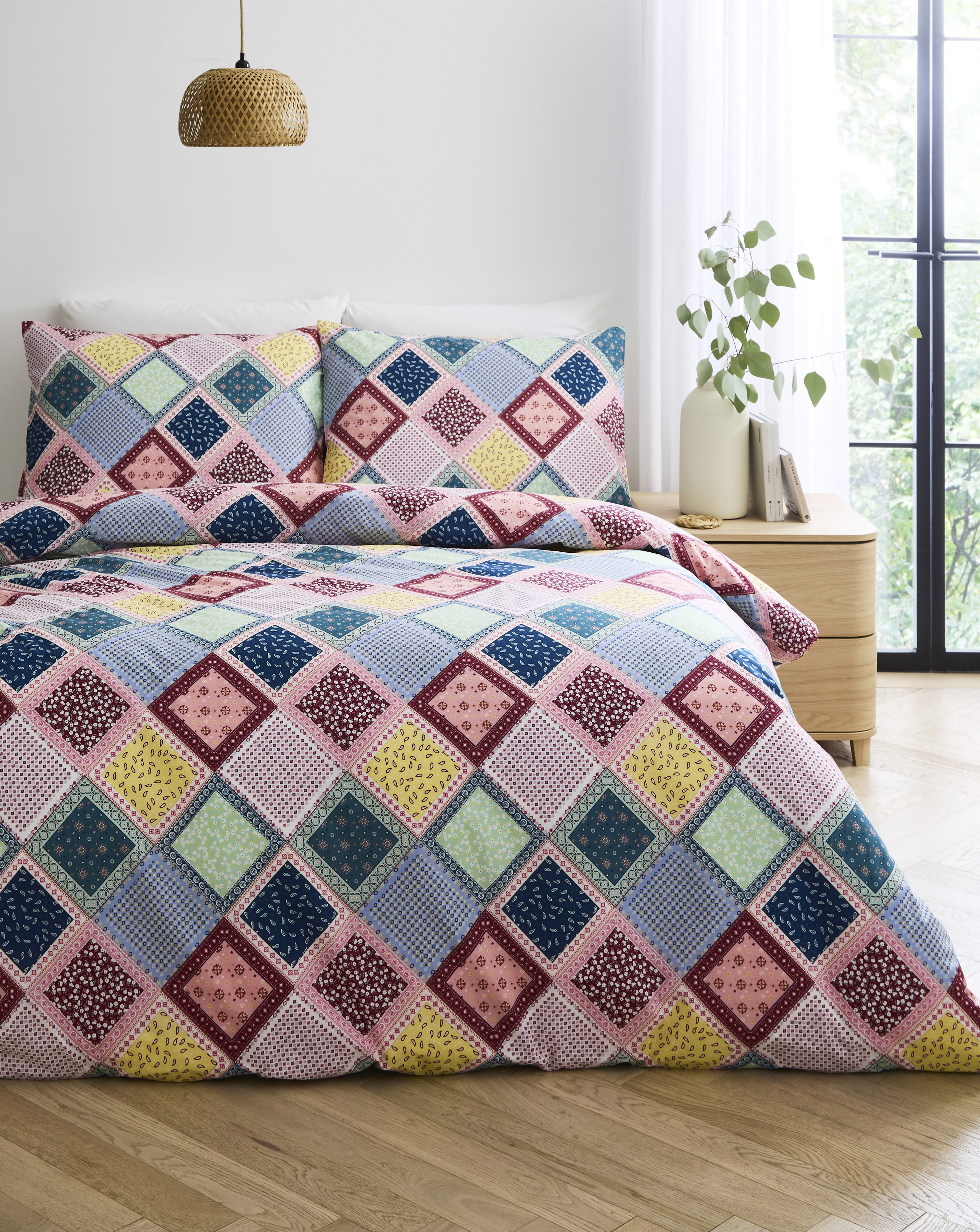 Julipa Natalie Patchwork Duvet Set