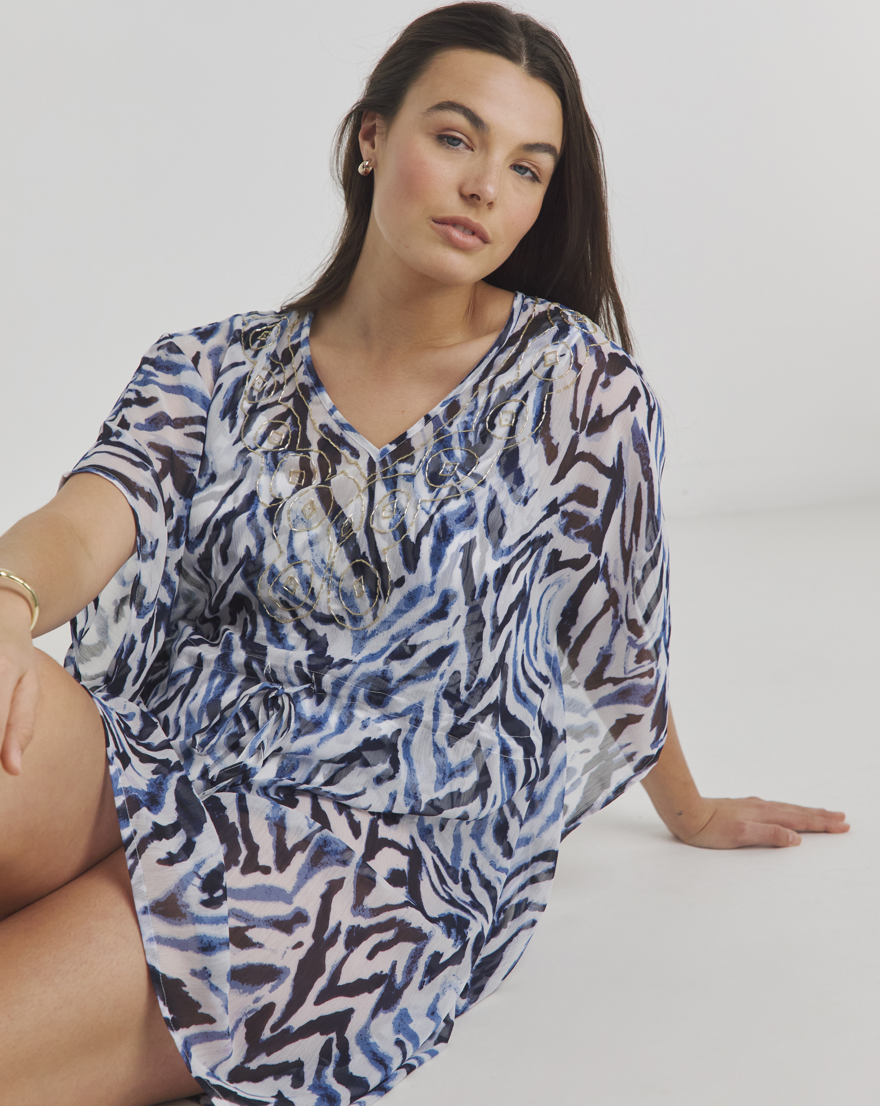 Magisculpt Embellished Kaftan