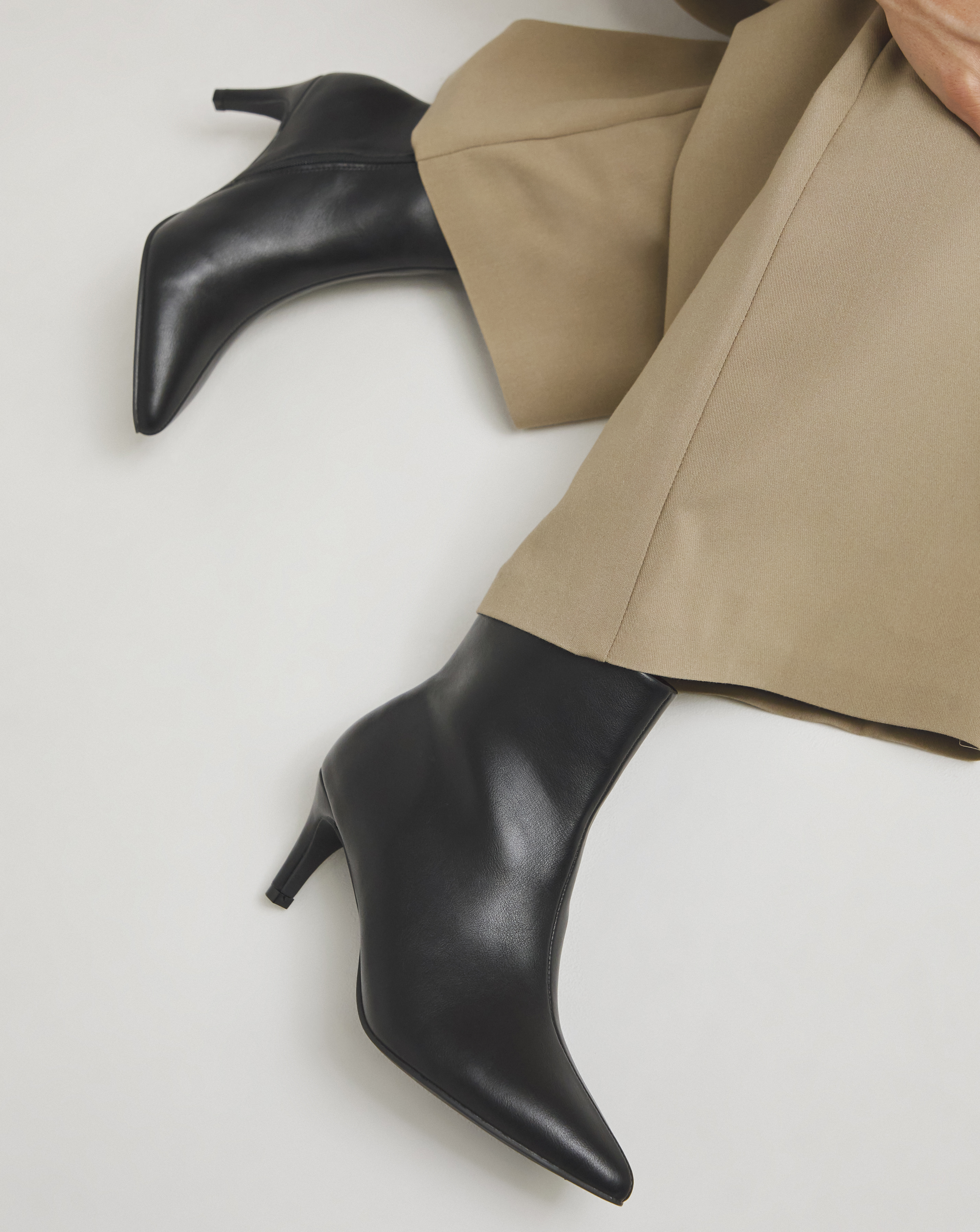 Ankle Kitten Heel Boot Ex Wide