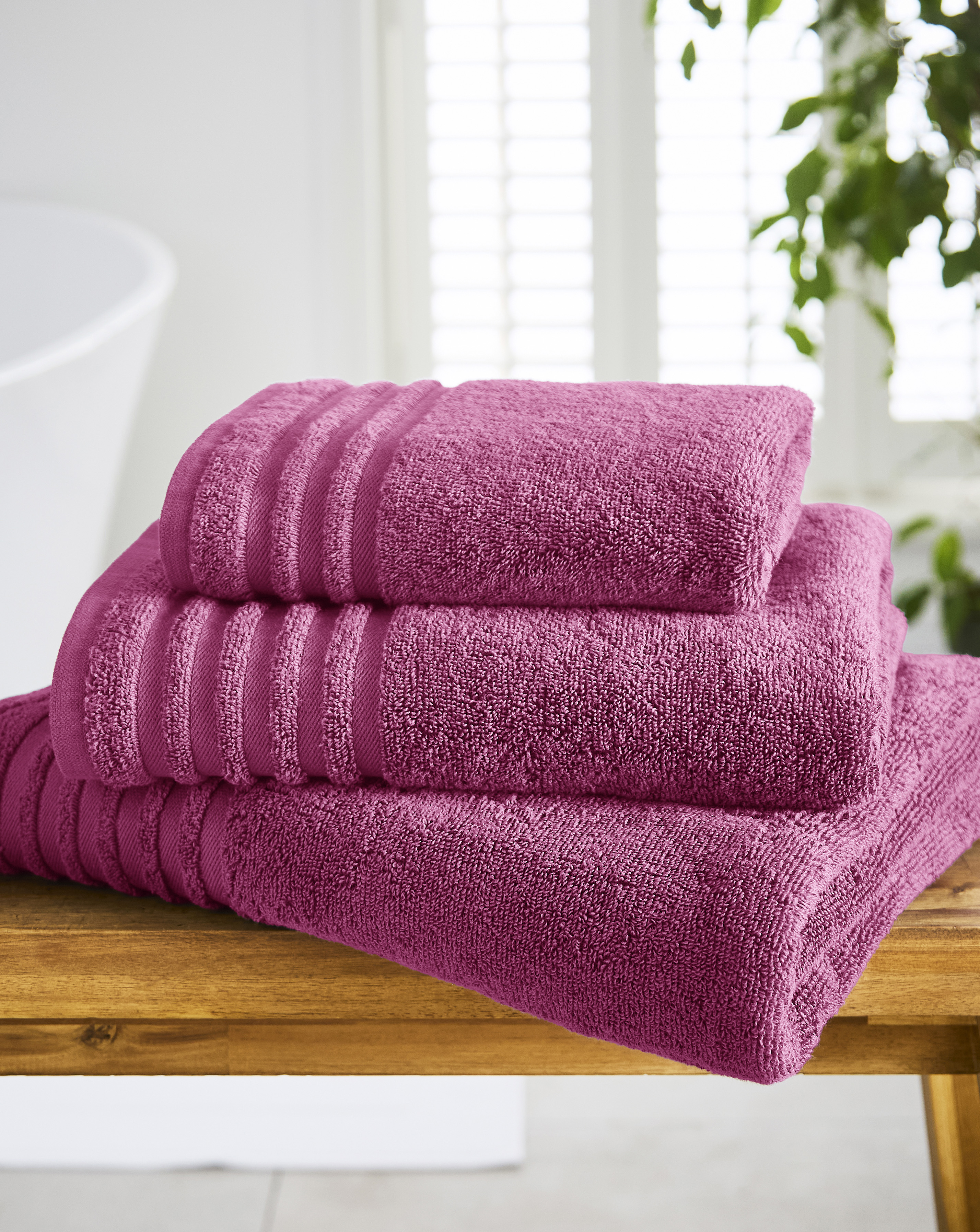 Soft Snuggle 400Gsm Towel - Hot Pink