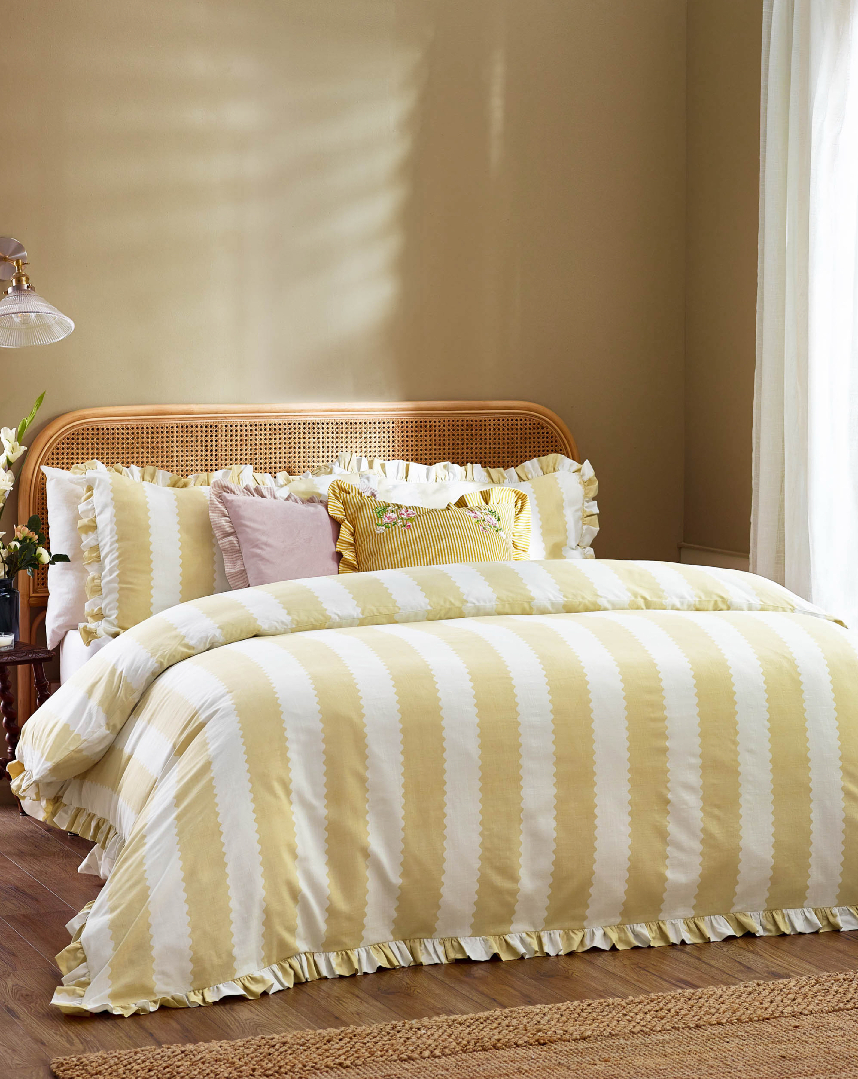 Wylder Birdie Stripe Ruffle Duvet Set