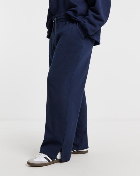 Wide Leg Jogger