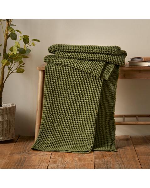 Pineapple Elephant Waffle Cotton Throw - Olive
