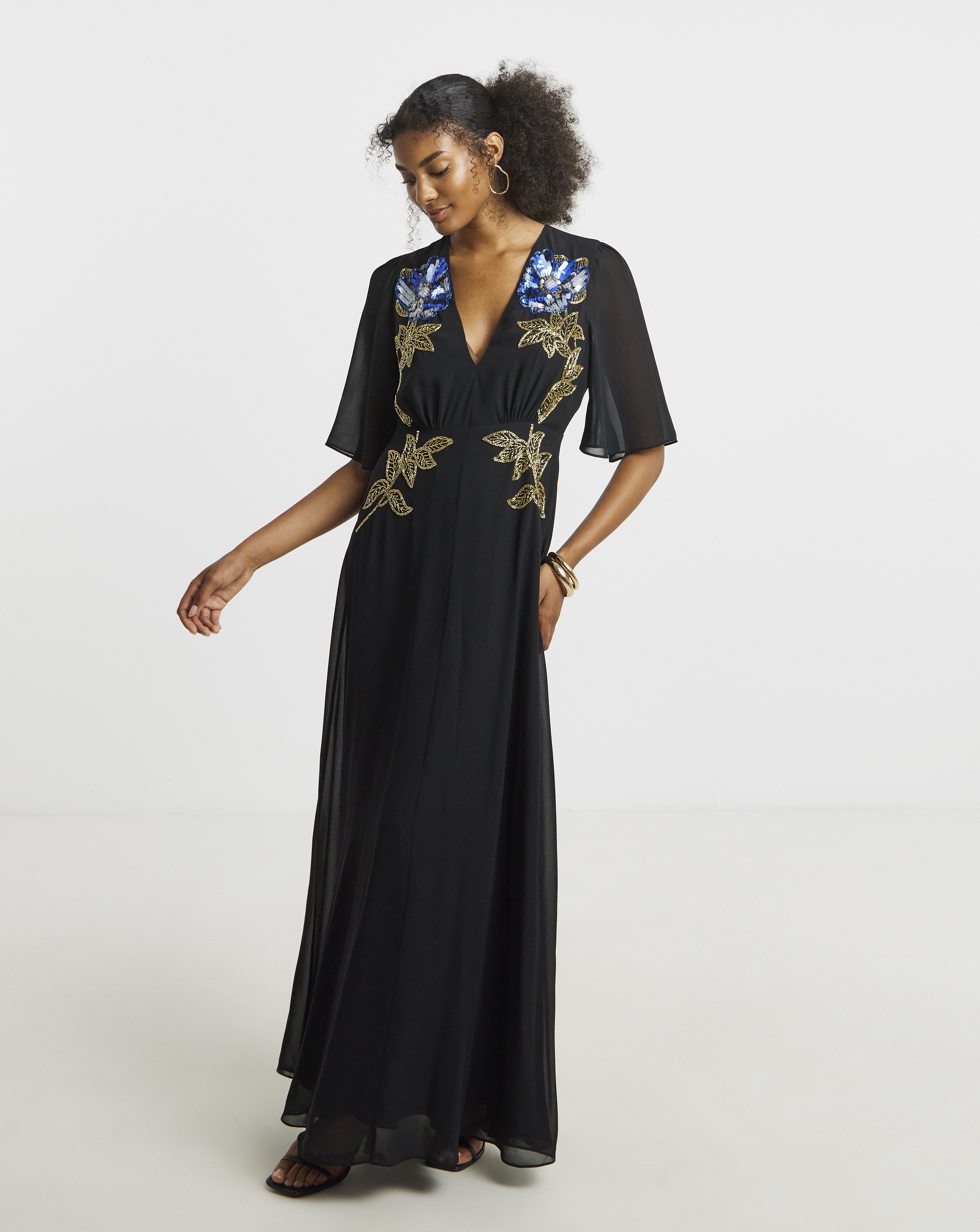Hope & Ivy Clover Maxi Dress