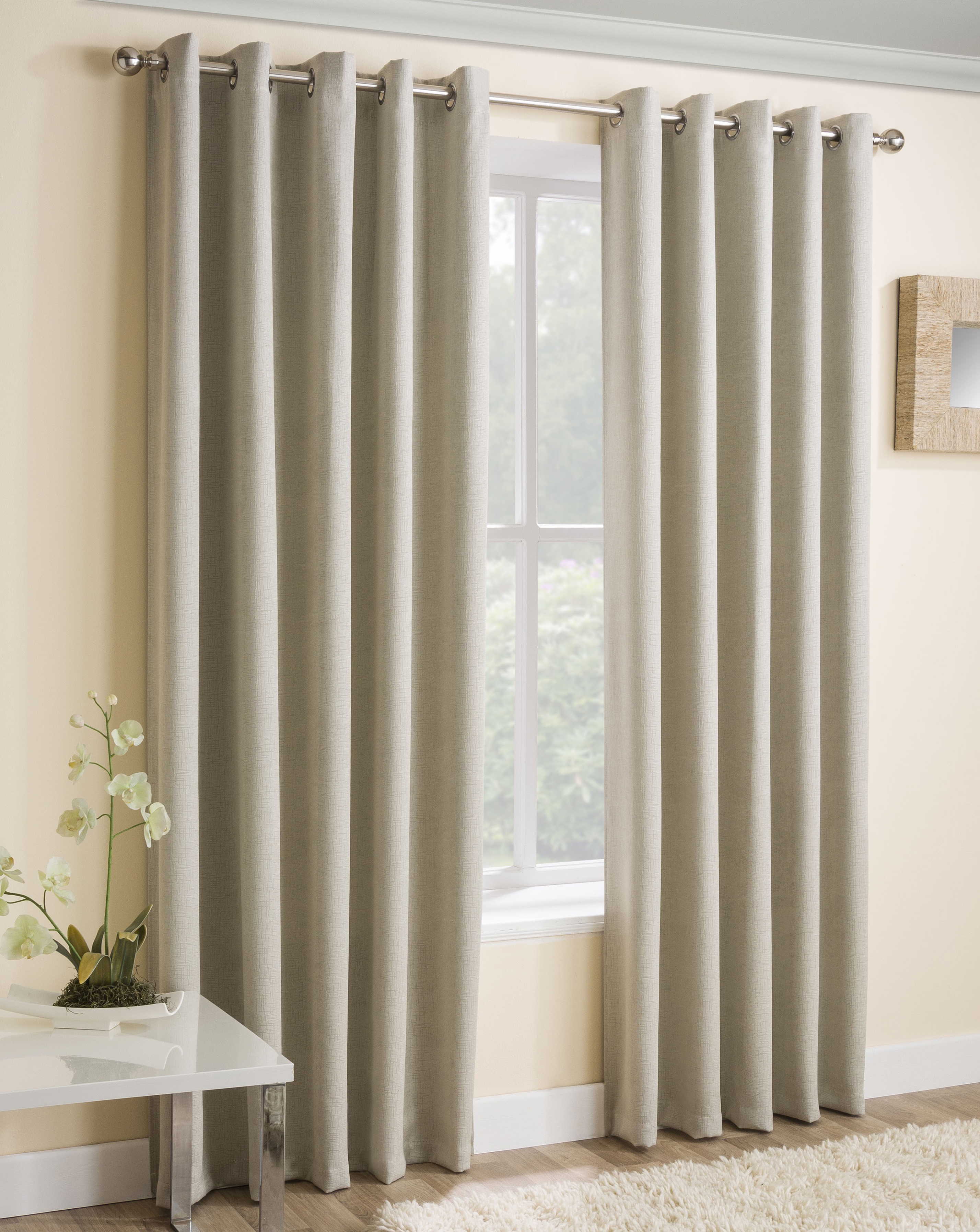 Vogue Light Filtering Eyelet Curtain