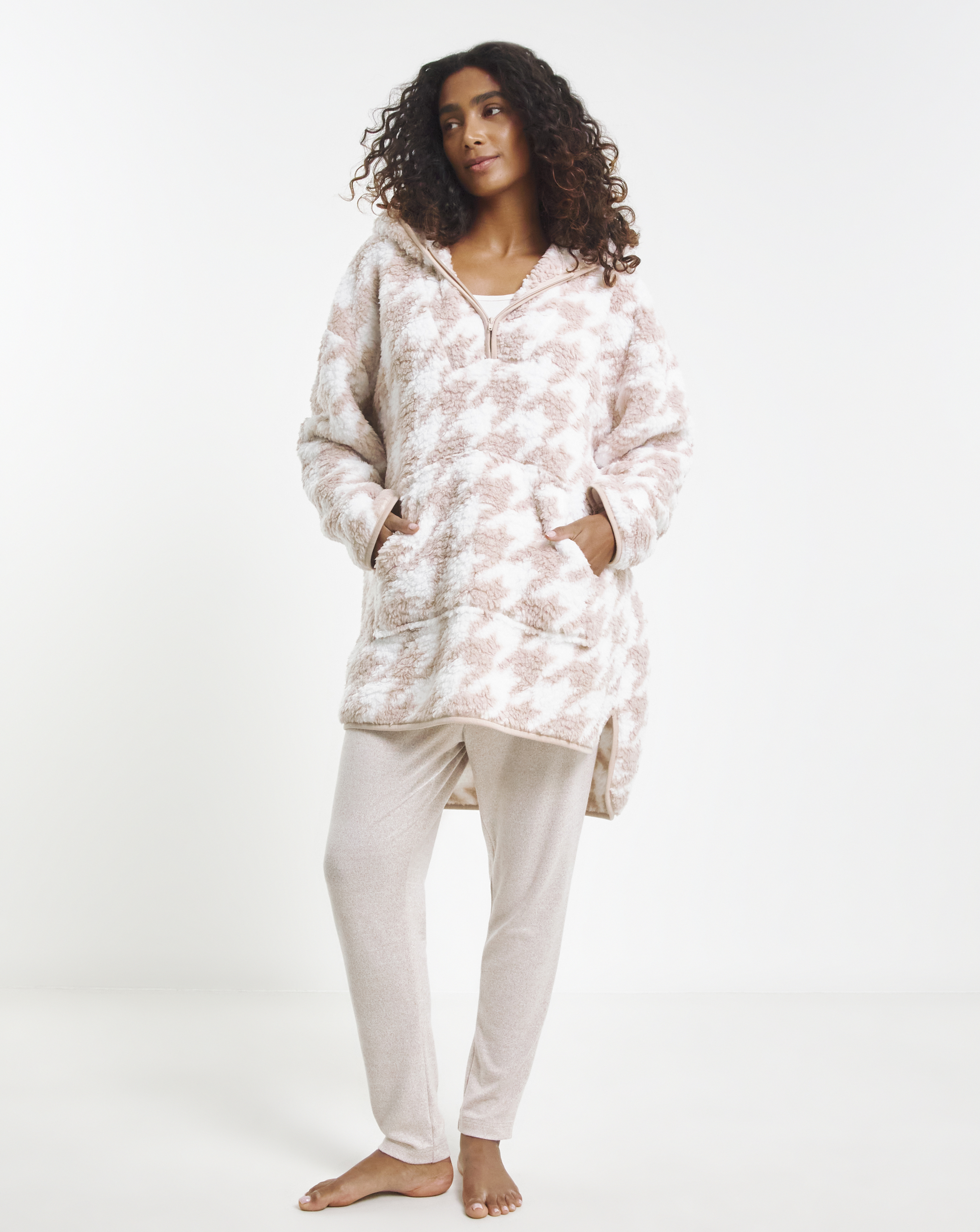 Pretty Secrets Snuggle Top Lounge Set