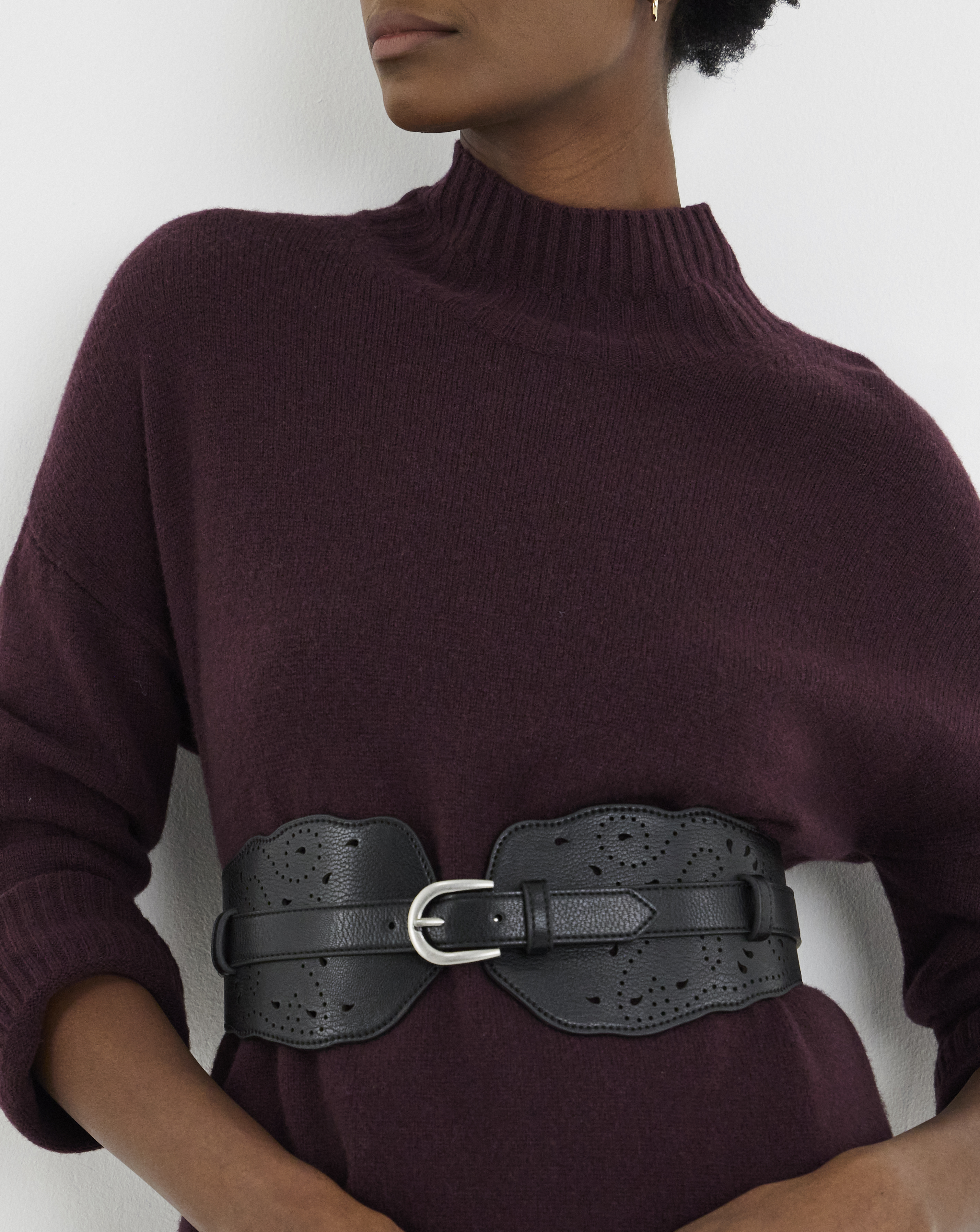 Scalloped Laser Cut Waist Belt