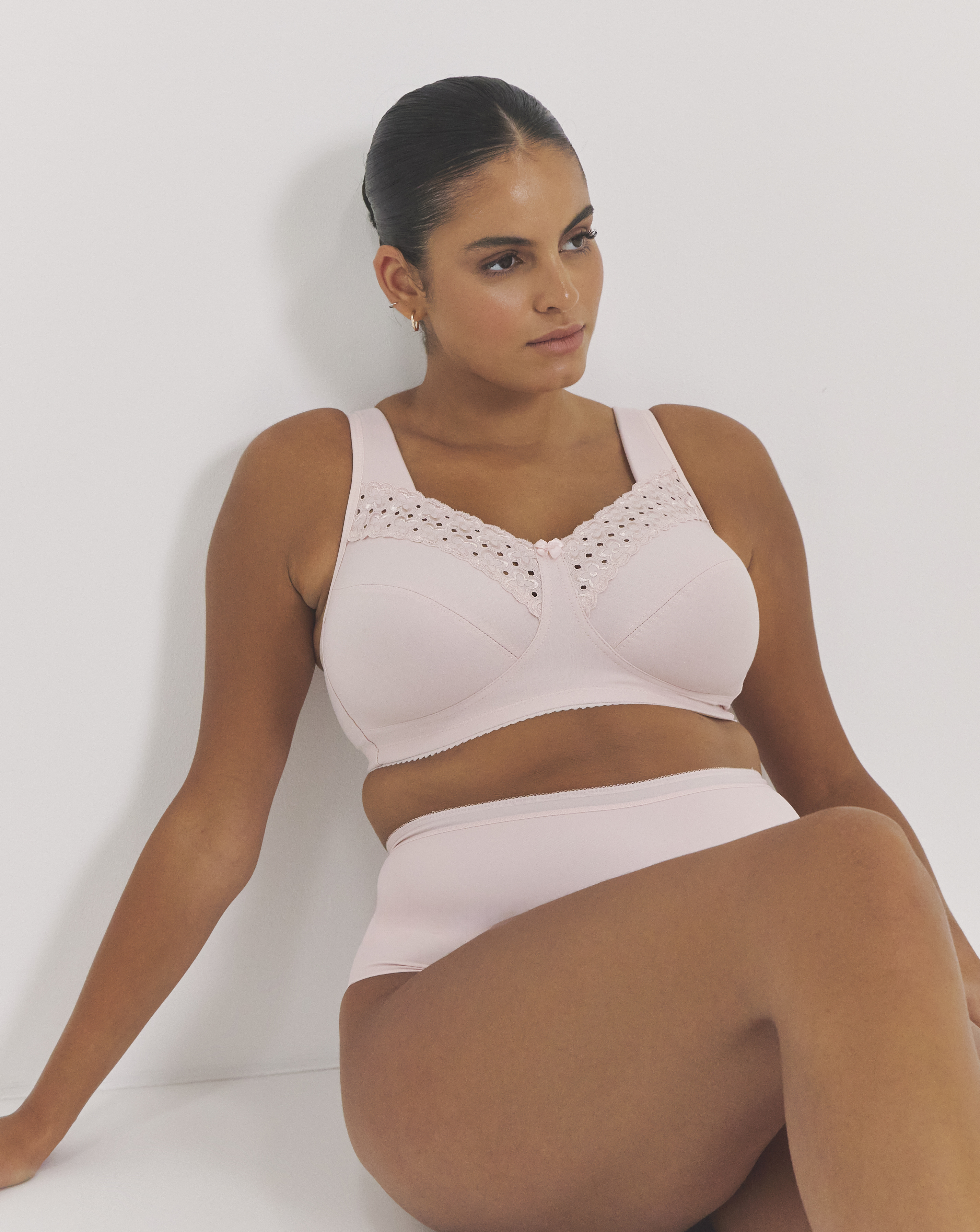 Miss Mary Of Sweden Women's Pink Miss Mary Broderie Anglaise Bra 42E