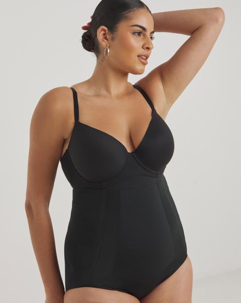 Spanx Spanx Oncore High Waist Briefs In Black | UK Size M Women's