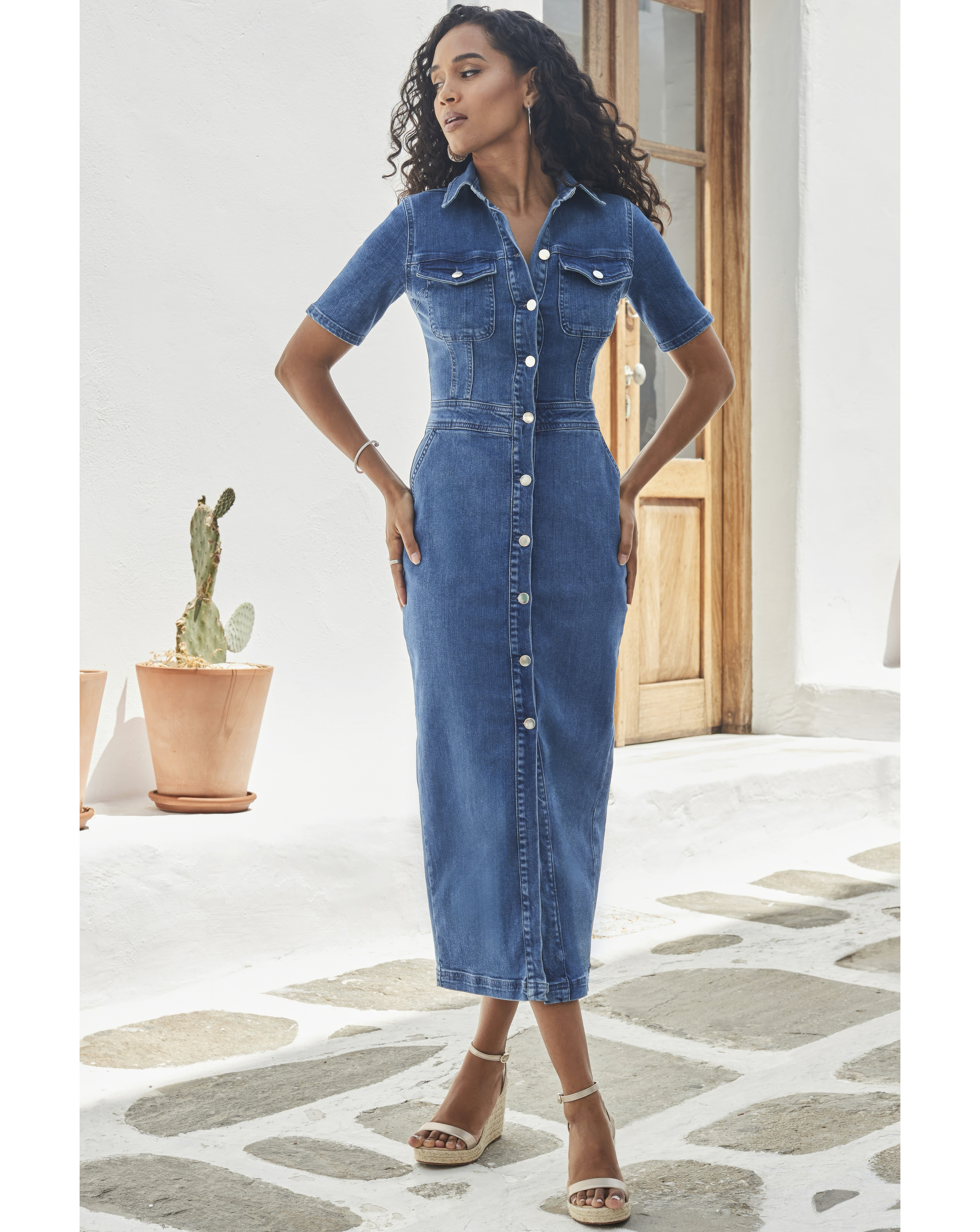 Sosandar Short Sleeve Midaxi Dress