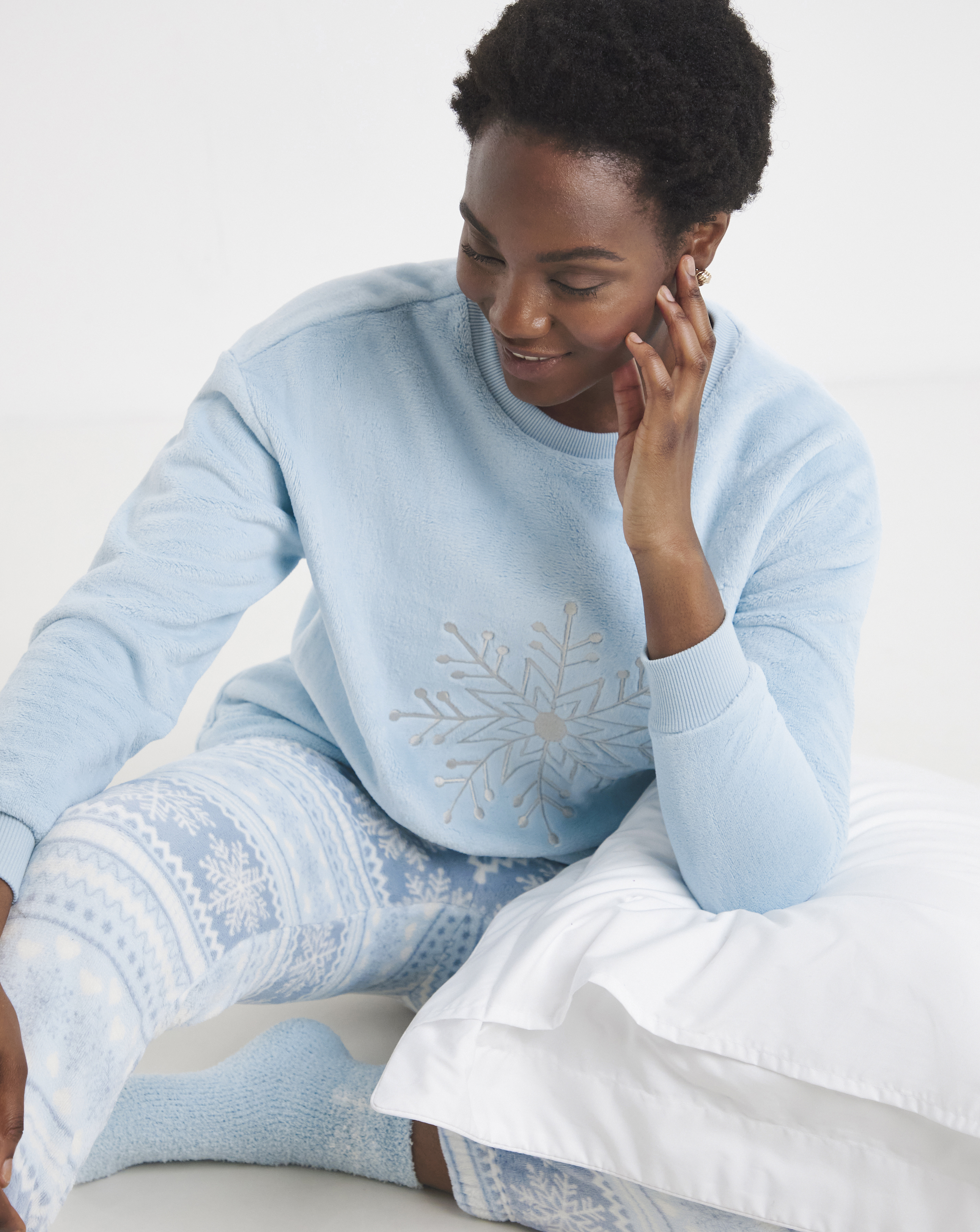 Pretty Secrets PJ Set & Fluffy Socks