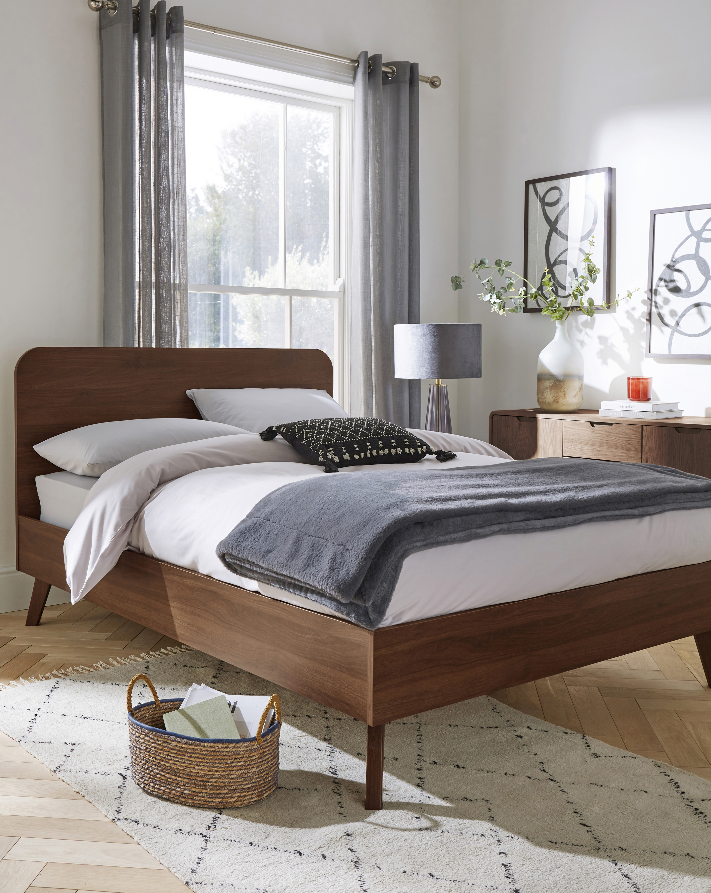 Oslo Bed with 3 Layer Mattress