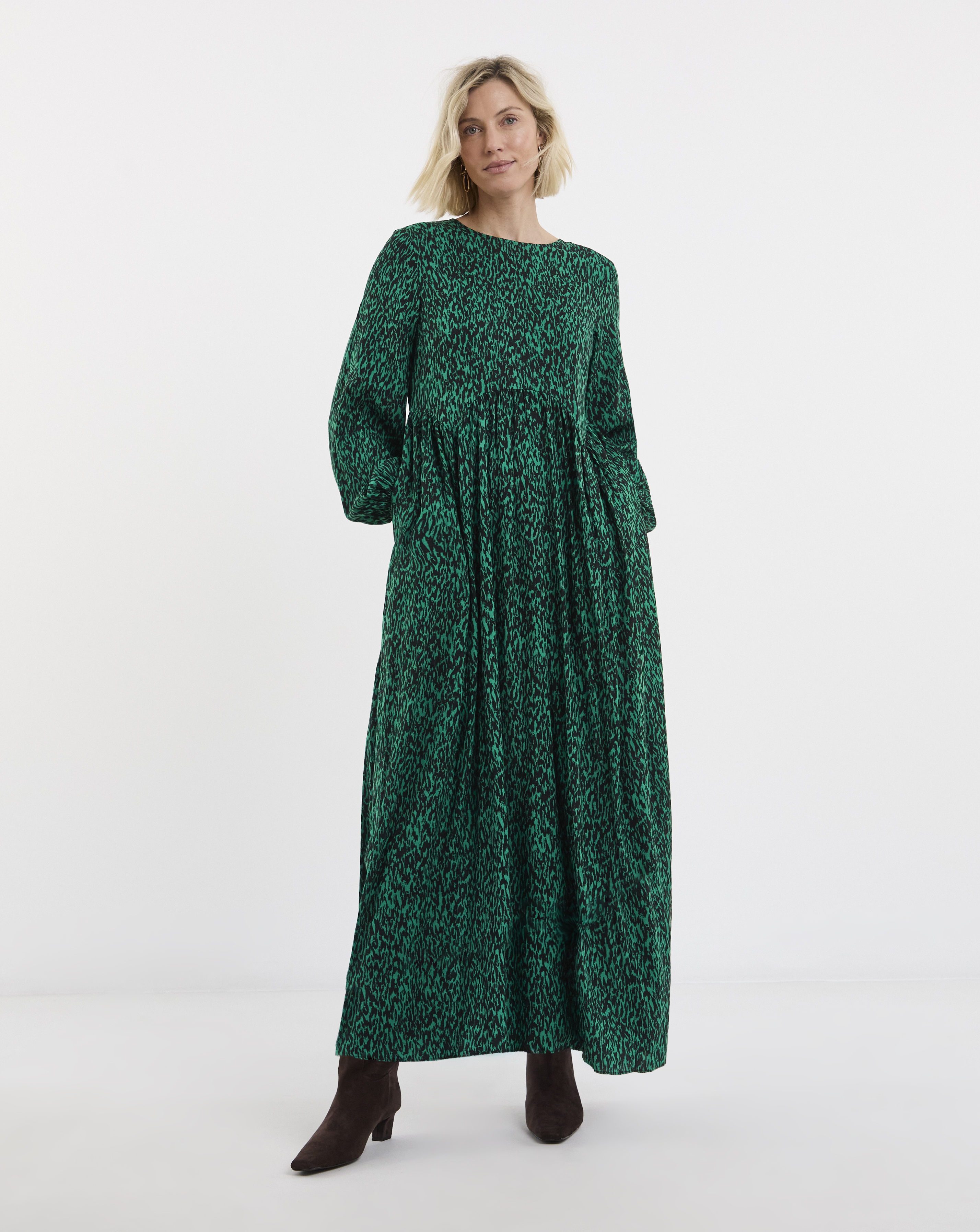 Shaped Waist Long Sleeve Tea Dress