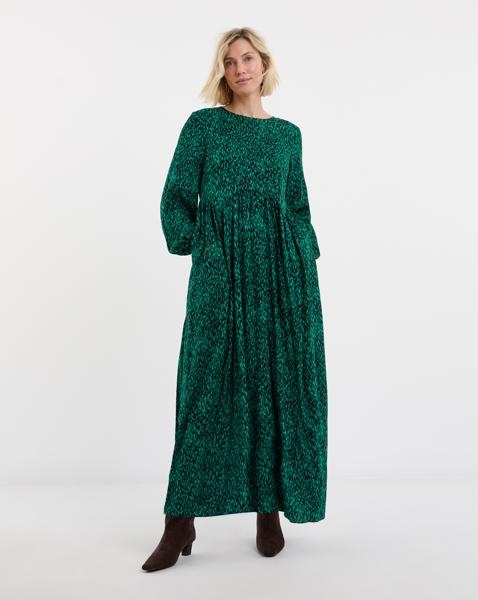 Shaped Waist Long Sleeve Tea Dress