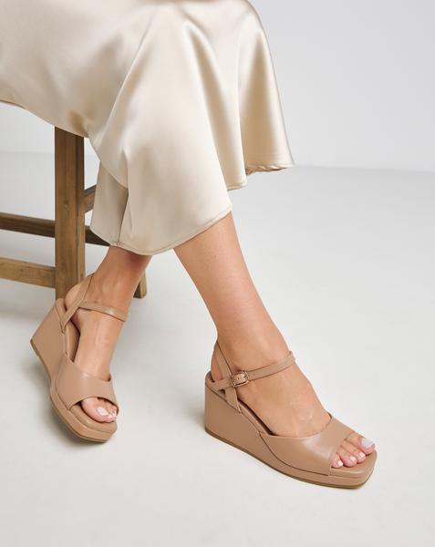 Barely There Wedge Sandal Ex Wide