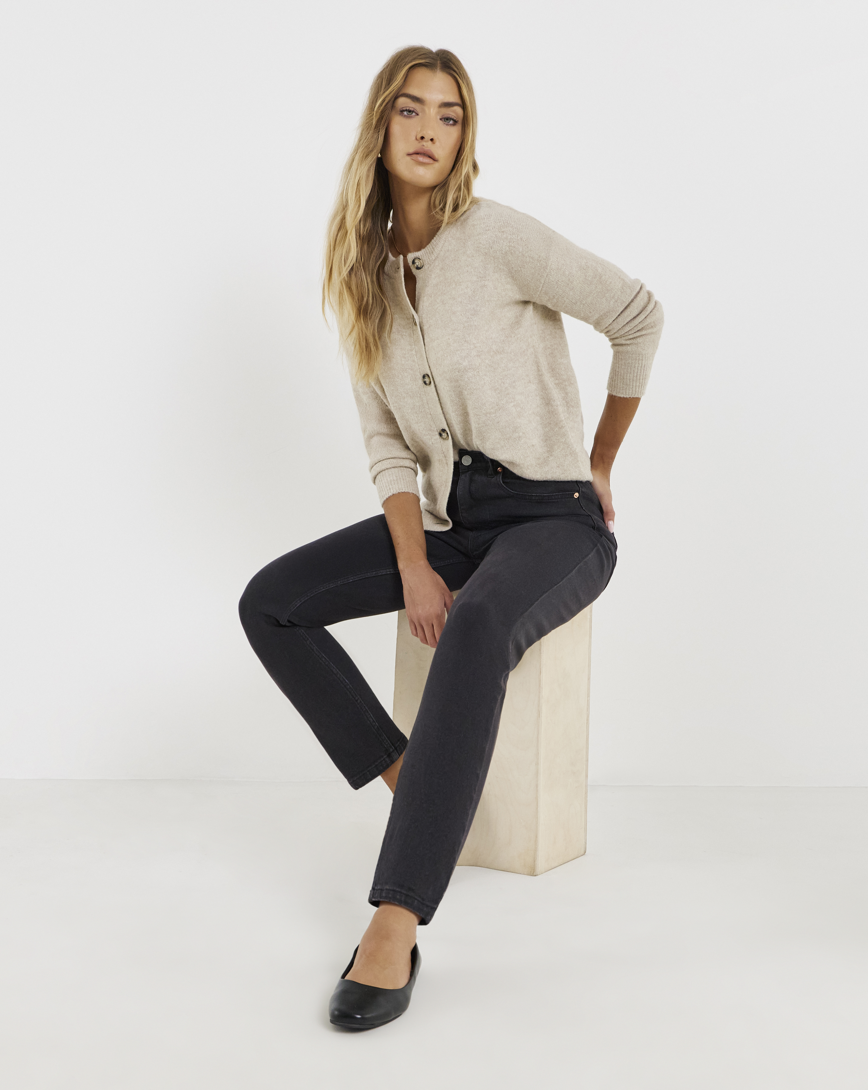 SBE 99 1 Washed Black Loose Mom Jeans