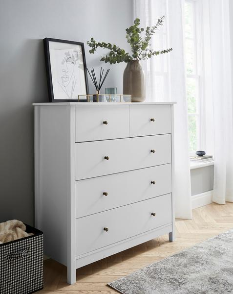 Bosworth Chest of Drawers - Image